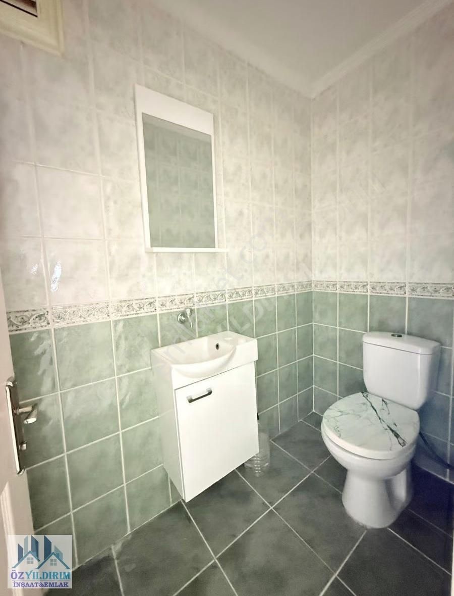 Sancaktepe Sarigazi İnönü De Metroya Çok Yakın 3+1 Daire - Görsel 19