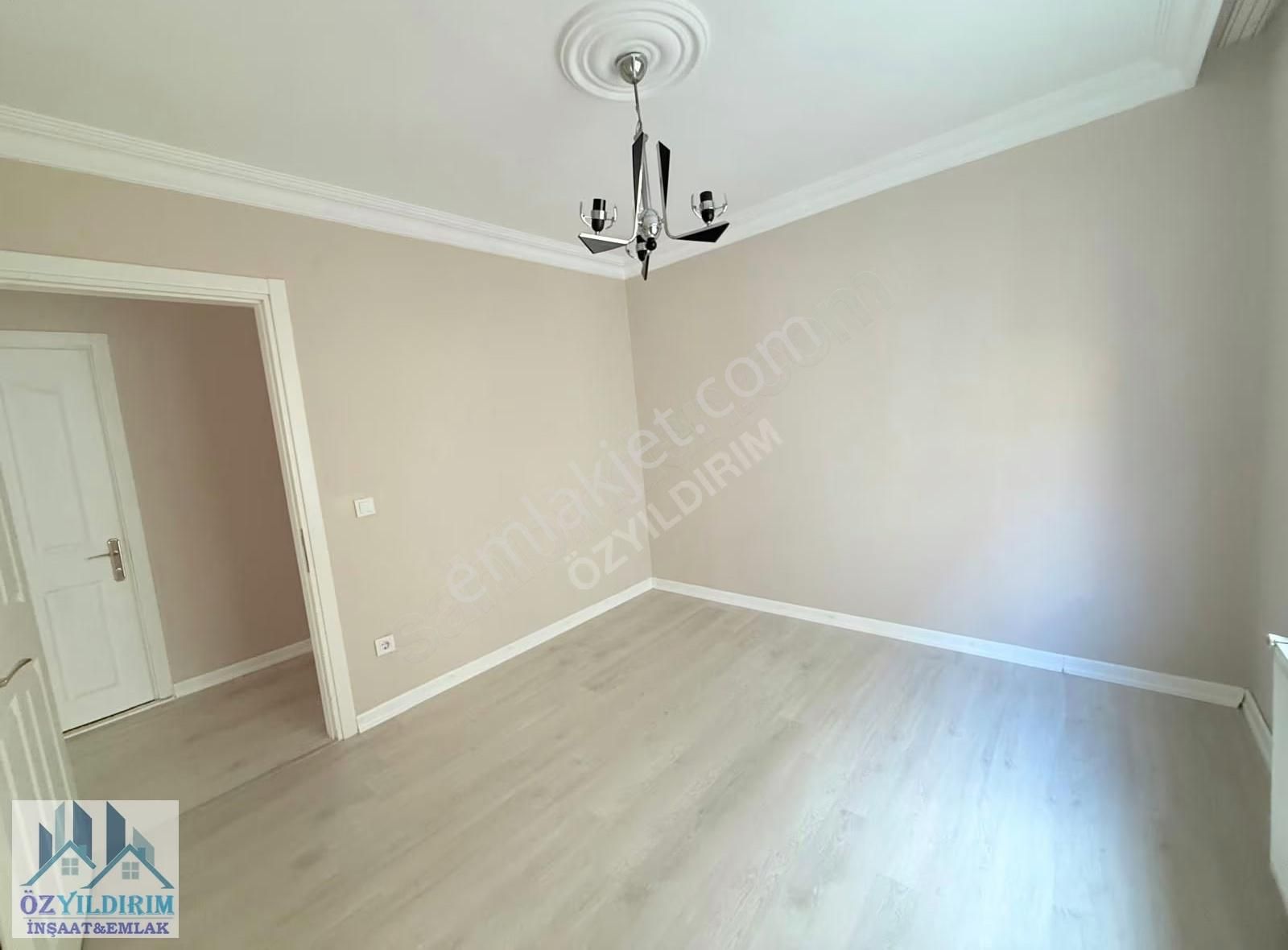 Sancaktepe Sarigazi İnönü De Metroya Çok Yakın 3+1 Daire - Görsel 22