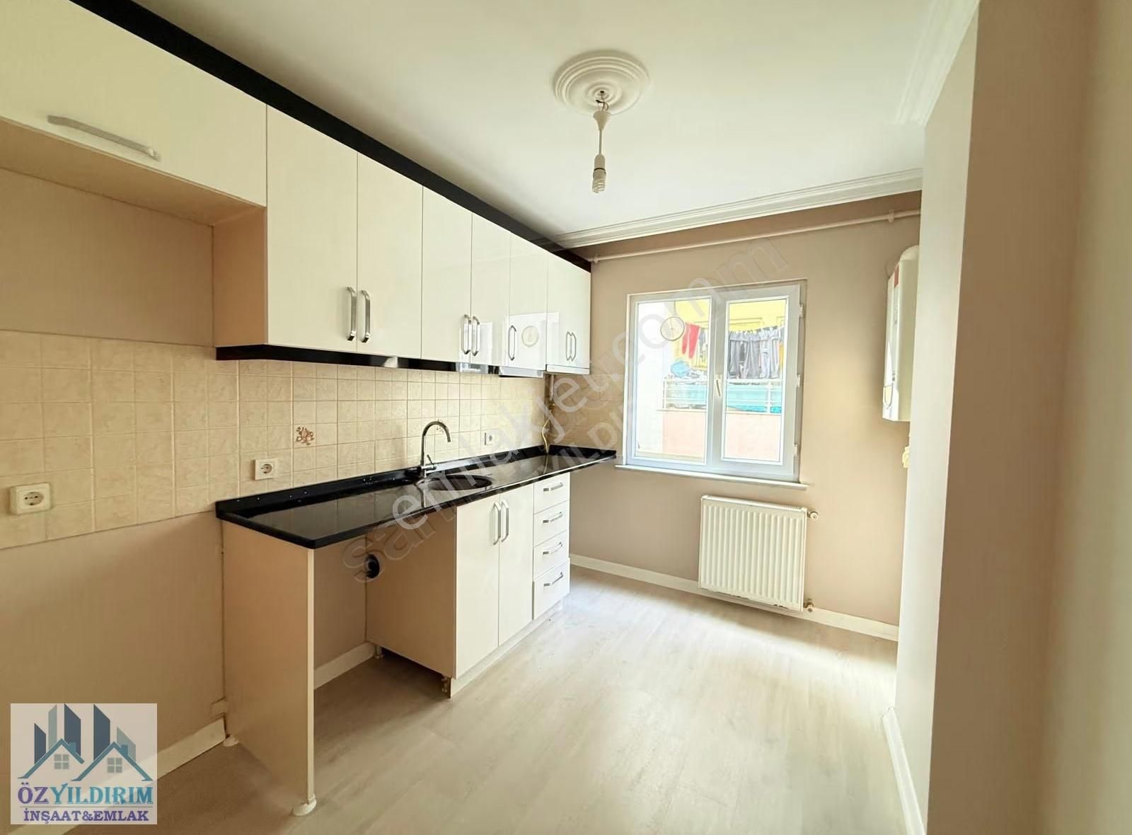 Sancaktepe Sarigazi İnönü De Metroya Çok Yakın 3+1 Daire - Görsel 24