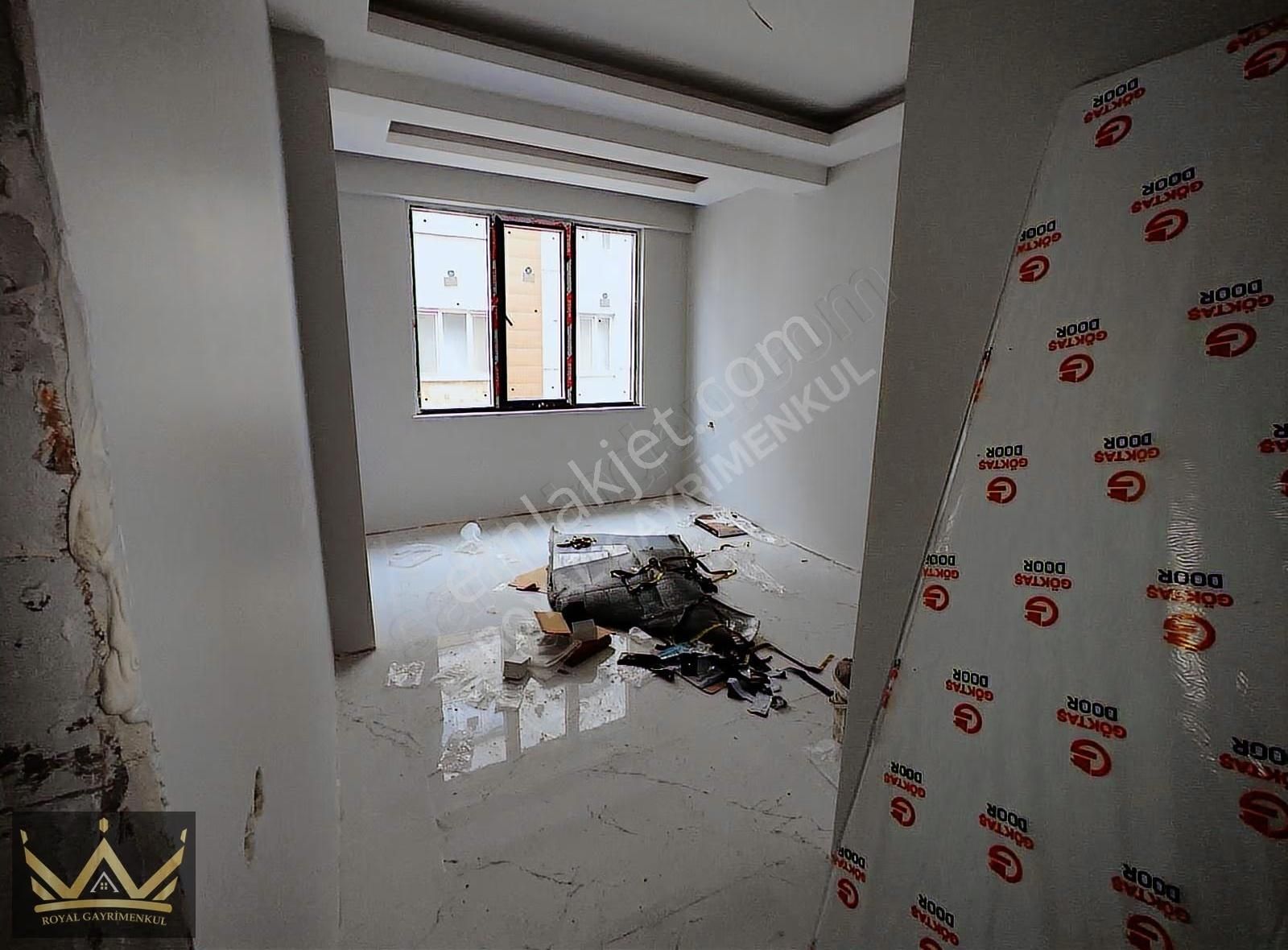 Royal Den Yunusemre De Cadde Üzeri Sıfır 2+1 Daire Satılıktır. - Görsel 11