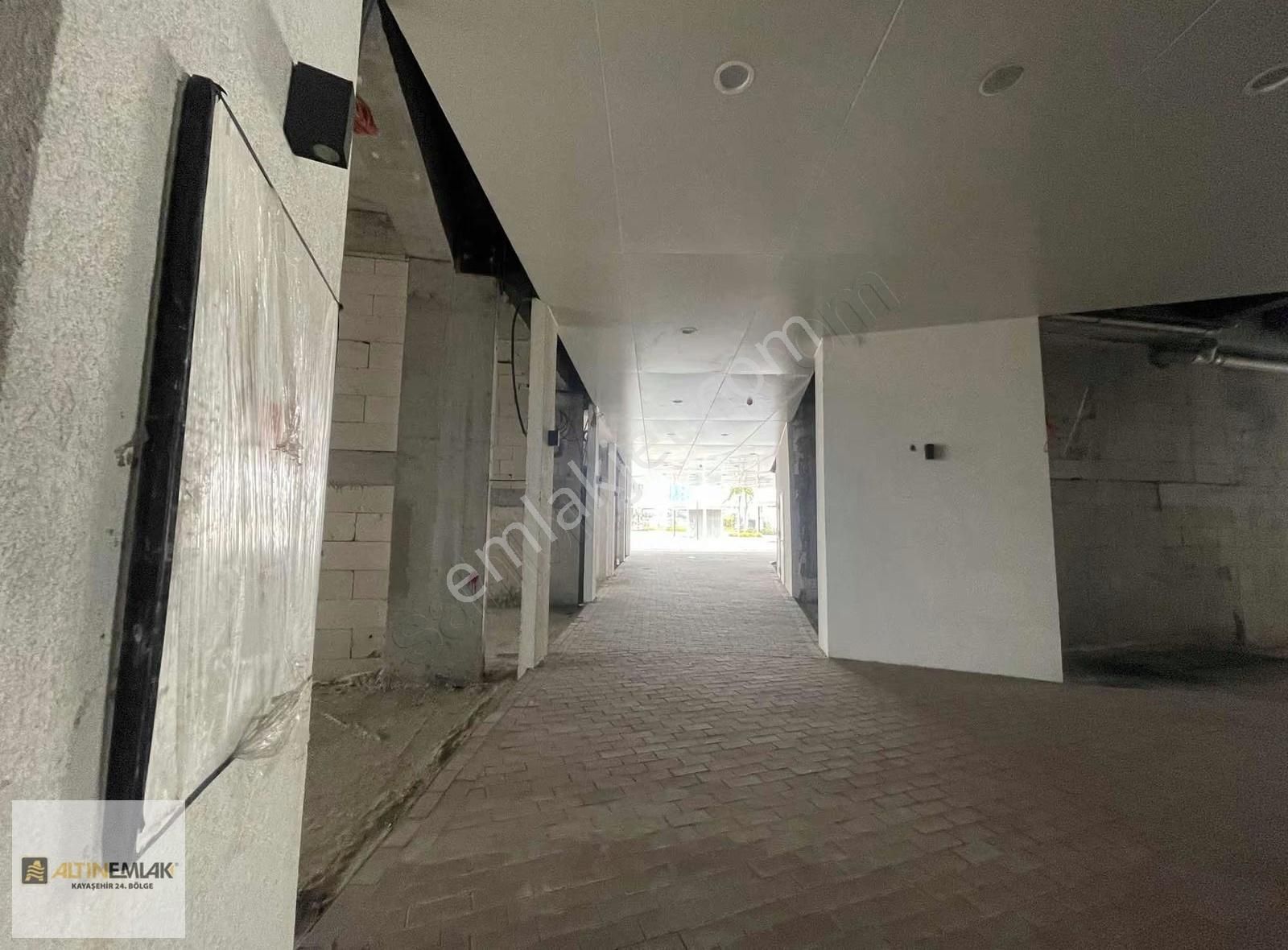 Nivo İstanbul Avm Satılık Dükkan C Blok Giriş Kapısı Karşısı 46m - Görsel 23