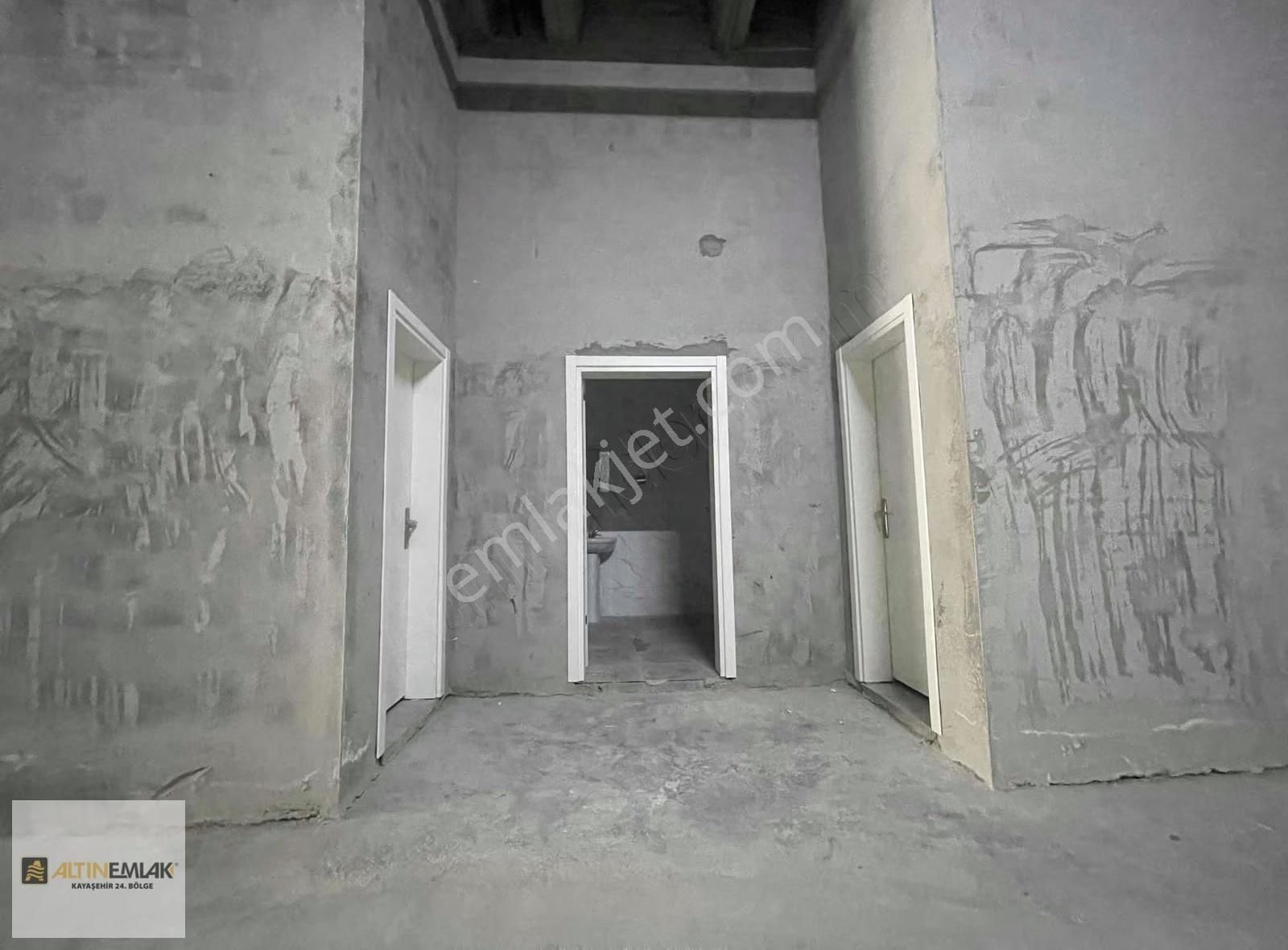 Başakşehir Ziya Gökalp Tır Yanaşır Kiralık Dükkan - Görsel 2