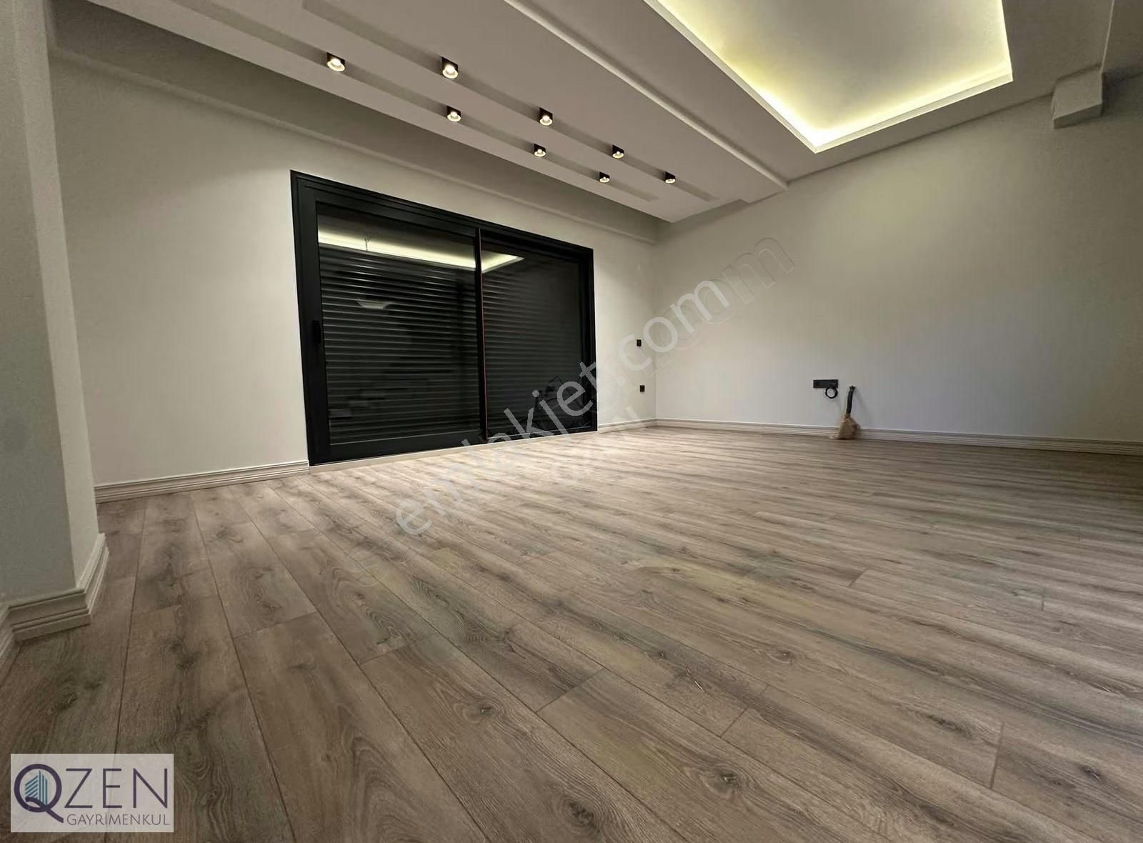 Qzen Gayrimenkulden Müstakil Bahçeli 4+1 Villa - Görsel 26