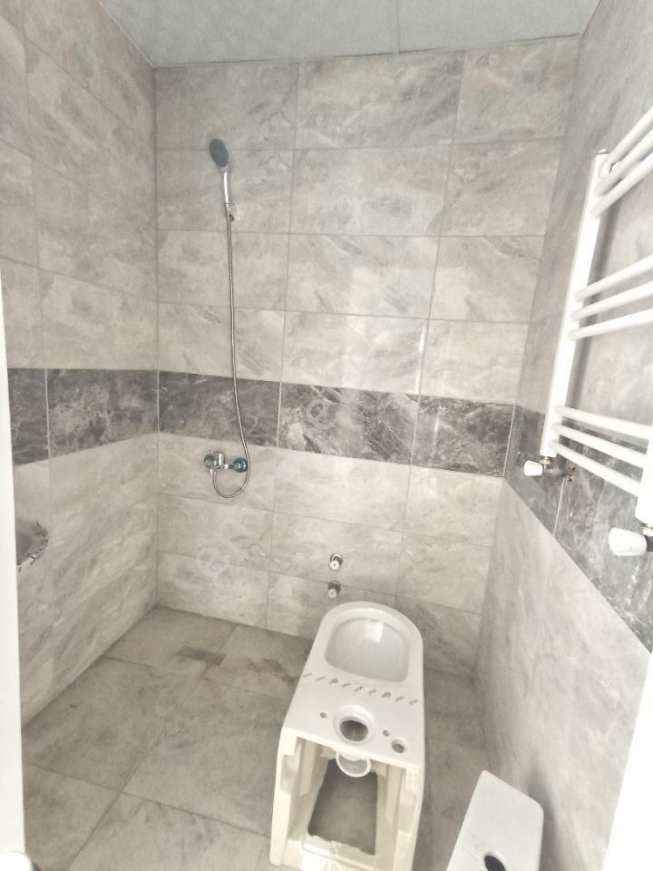 Kemaltürkler  Mah De​ Site İçinde 2+1 Arakat - Görsel 17