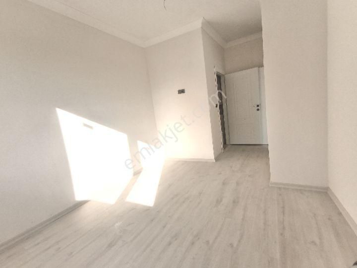 Kemaltürkler  Mah De​ Site İçinde 2+1 Arakat - Görsel 18