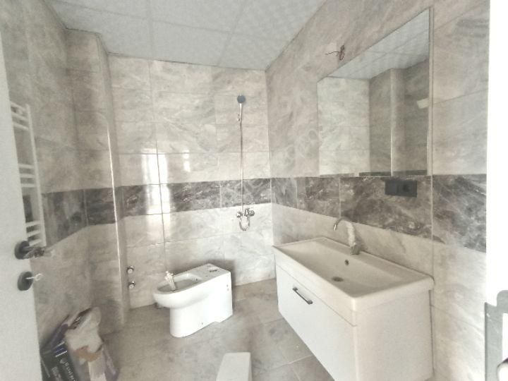 Kemaltürkler  Mah De​ Site İçinde 2+1 Arakat - Görsel 28