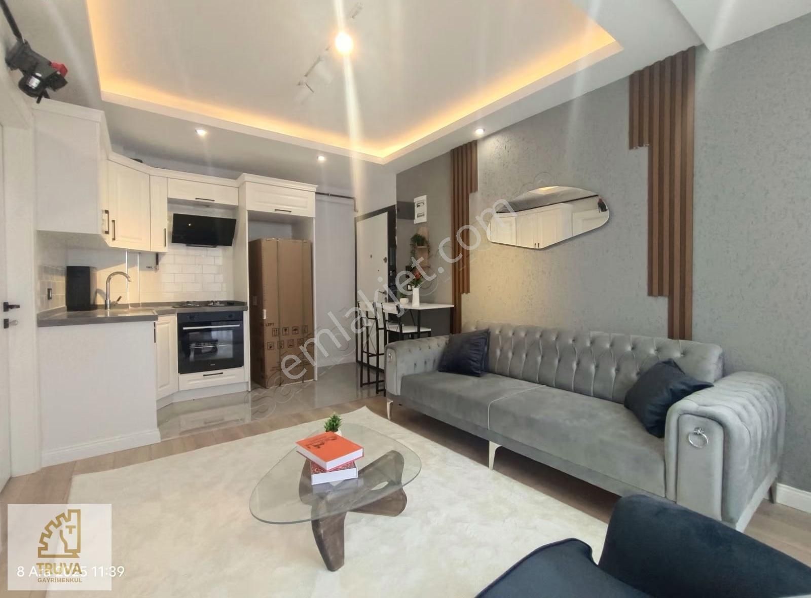 Truva/ahmet Kömürcüden Körfez'de Tramvaya Yakın Eşyalı 1+1 Daire - Görsel 18