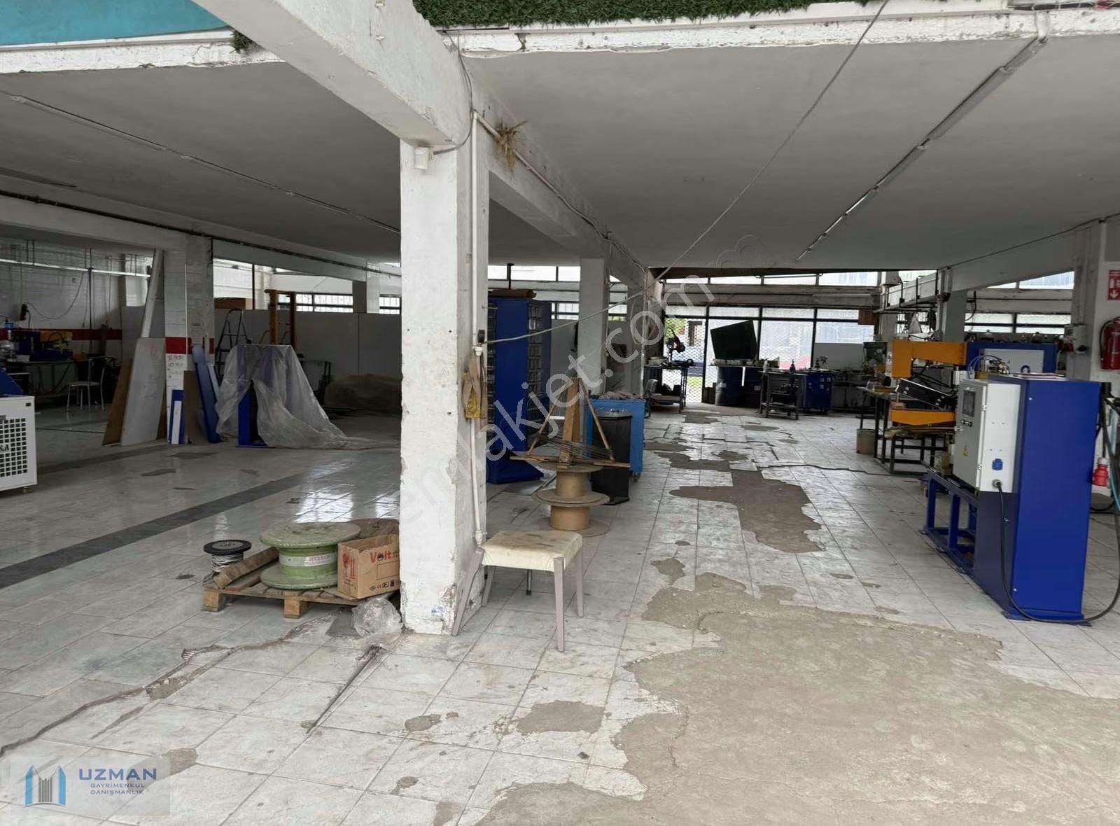 Uzman'dan Gürsu Sanayiinde Satılık Yan Yana 4 Dükkan - Görsel 8