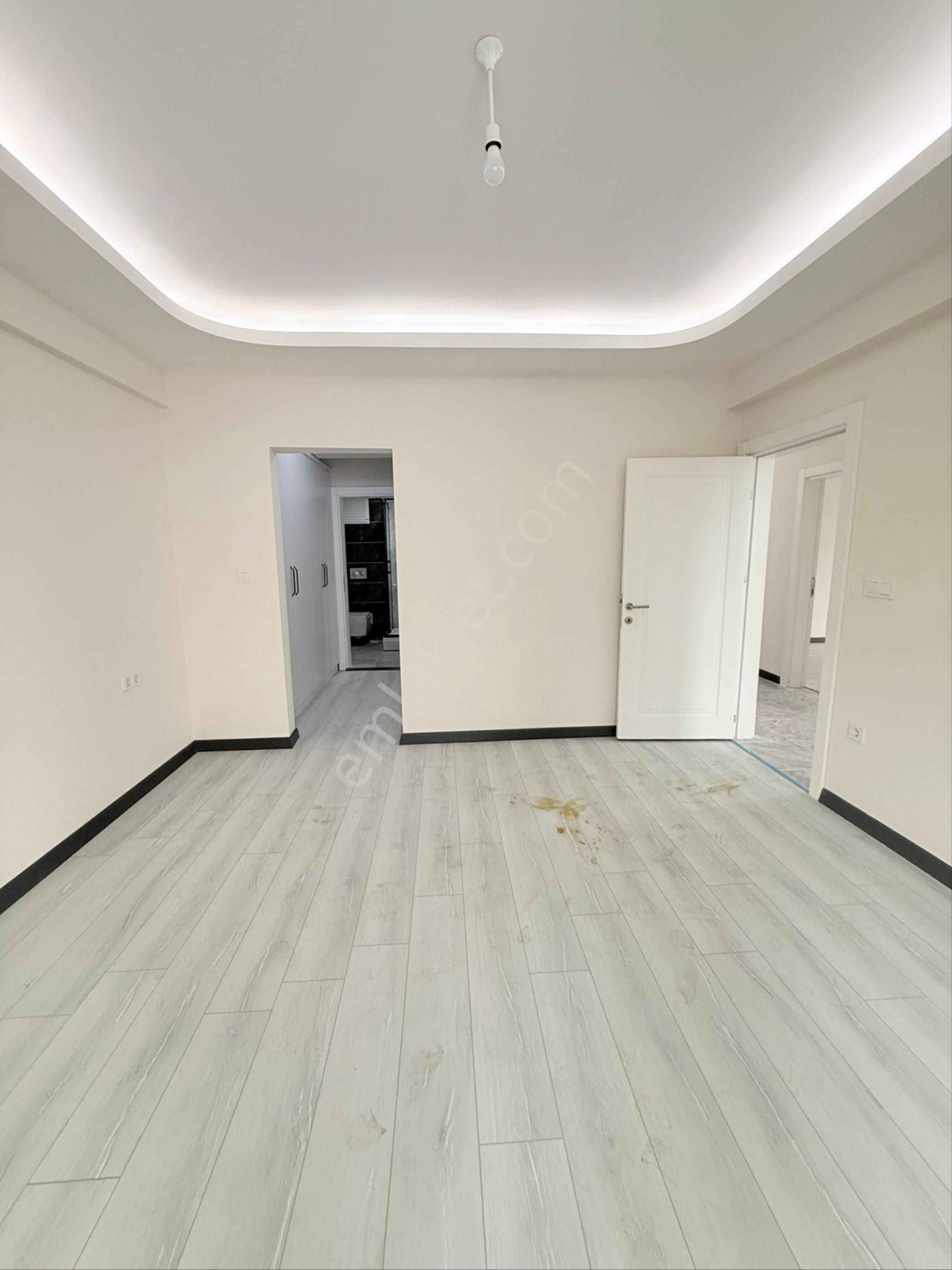 Çerkezköy Narin Caddesinde 4+1 Site İçinde Harika Bir Daire - Görsel 5
