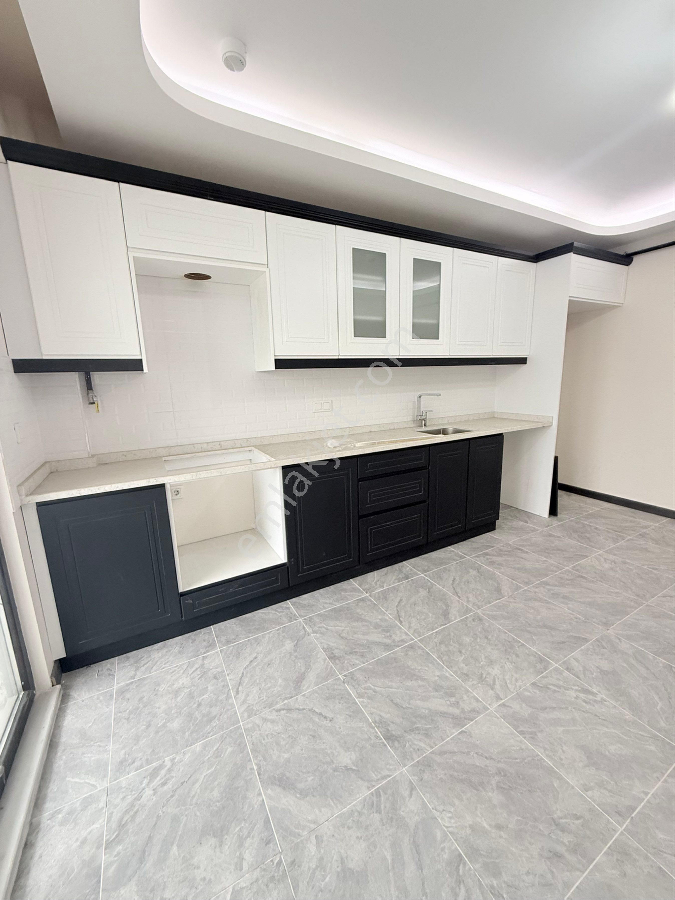 Çerkezköy Narin Caddesinde 4+1 Site İçinde Harika Bir Daire - Görsel 28