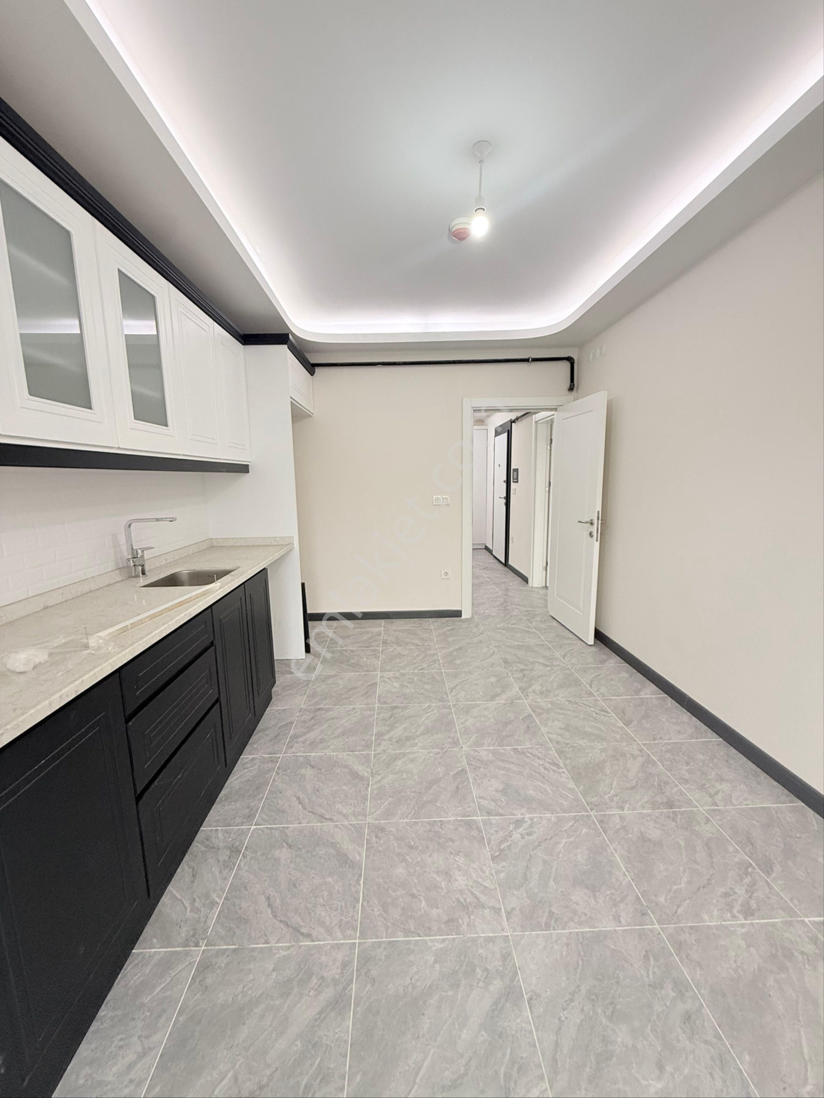 Çerkezköy Narin Caddesinde 4+1 Site İçinde Harika Bir Daire - Görsel 27