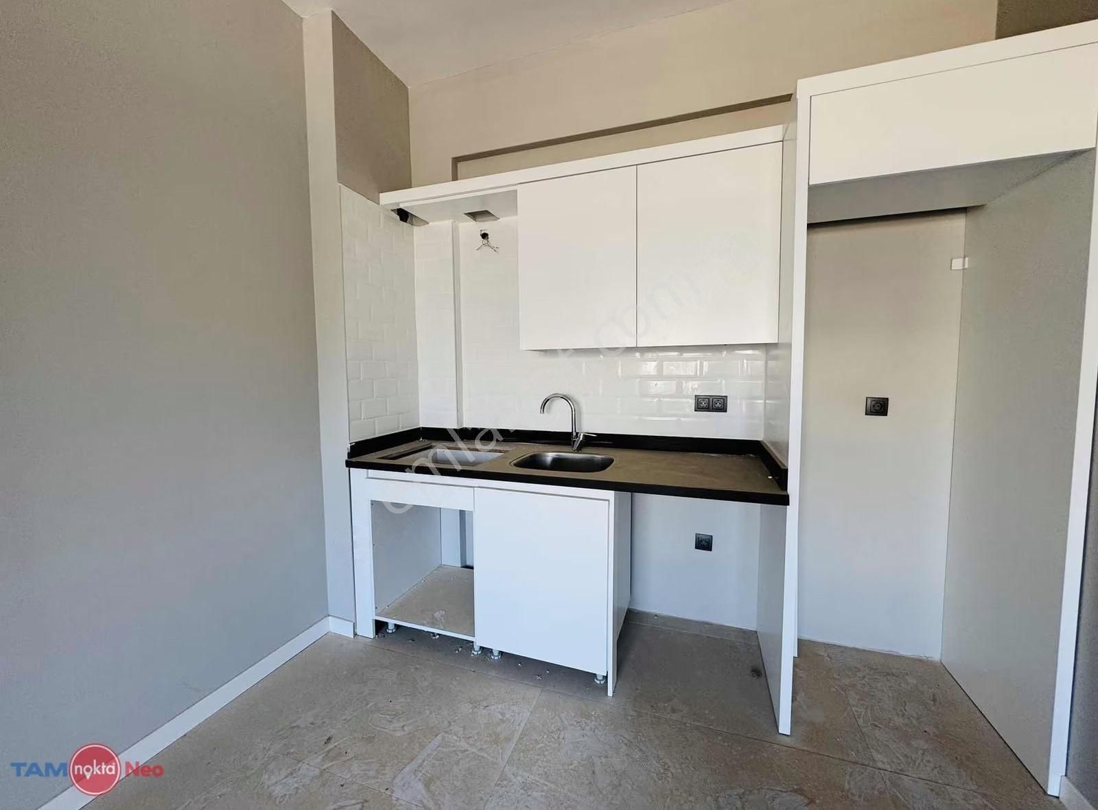 Altıntaş'ta Geniş Site İçi 1+1 - Görsel 15