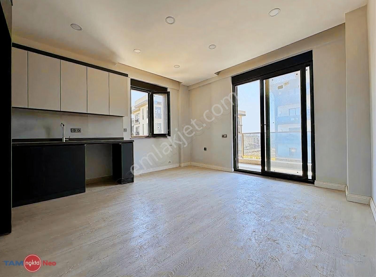 Altıntaş'ta Havuzlu,spor Alanlı,iskanlı Arakat 1+1 - Görsel 13