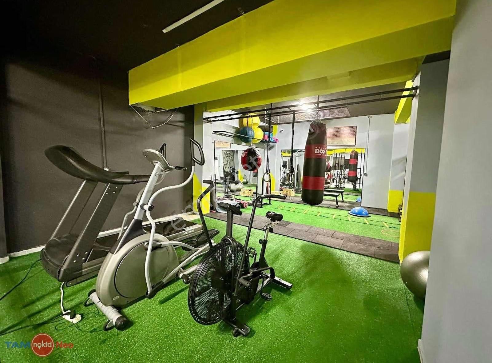 Altıntaş'ta Havuzlu,spor Alanlı,iskanlı Arakat 1+1 - Görsel 20