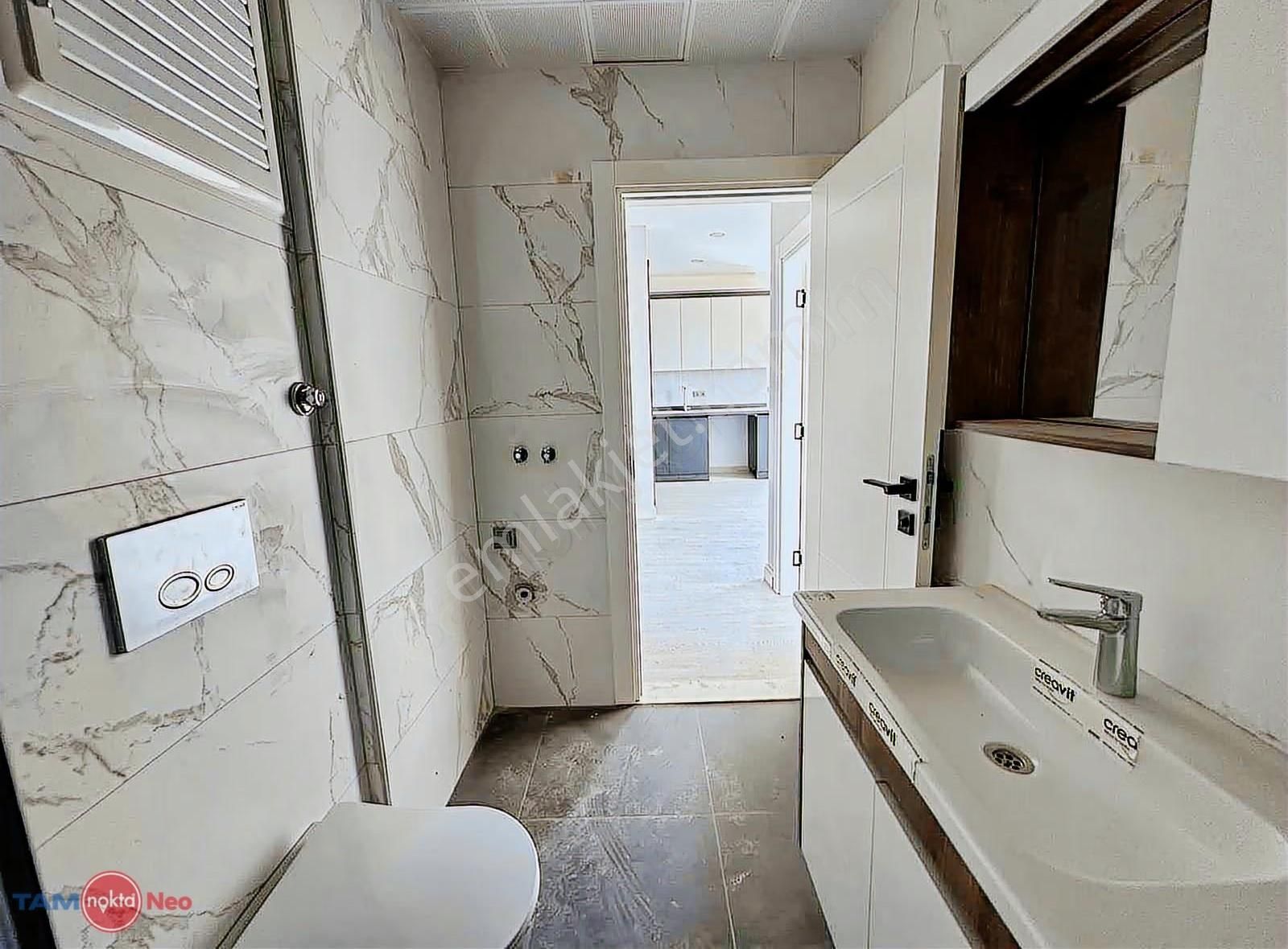 Altıntaş'ta Havuzlu,spor Alanlı,iskanlı Arakat 1+1 - Görsel 19