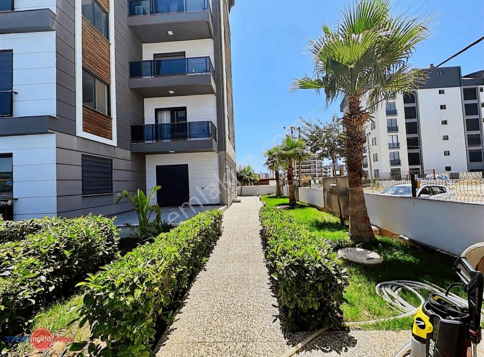 Altıntaş'ta Havuzlu,spor Alanlı,iskanlı Arakat 1+1 - Görsel 8