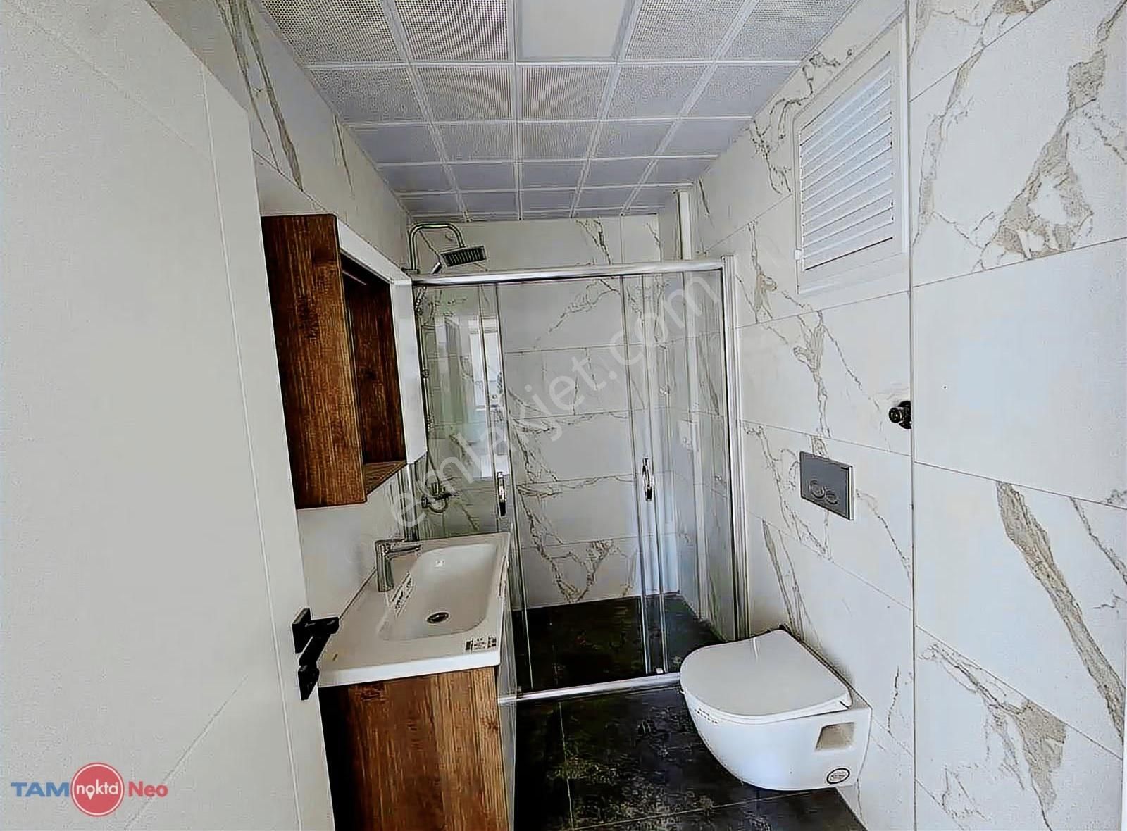 Altıntaş'ta Havuzlu,spor Alanlı,iskanlı Arakat 1+1 - Görsel 3