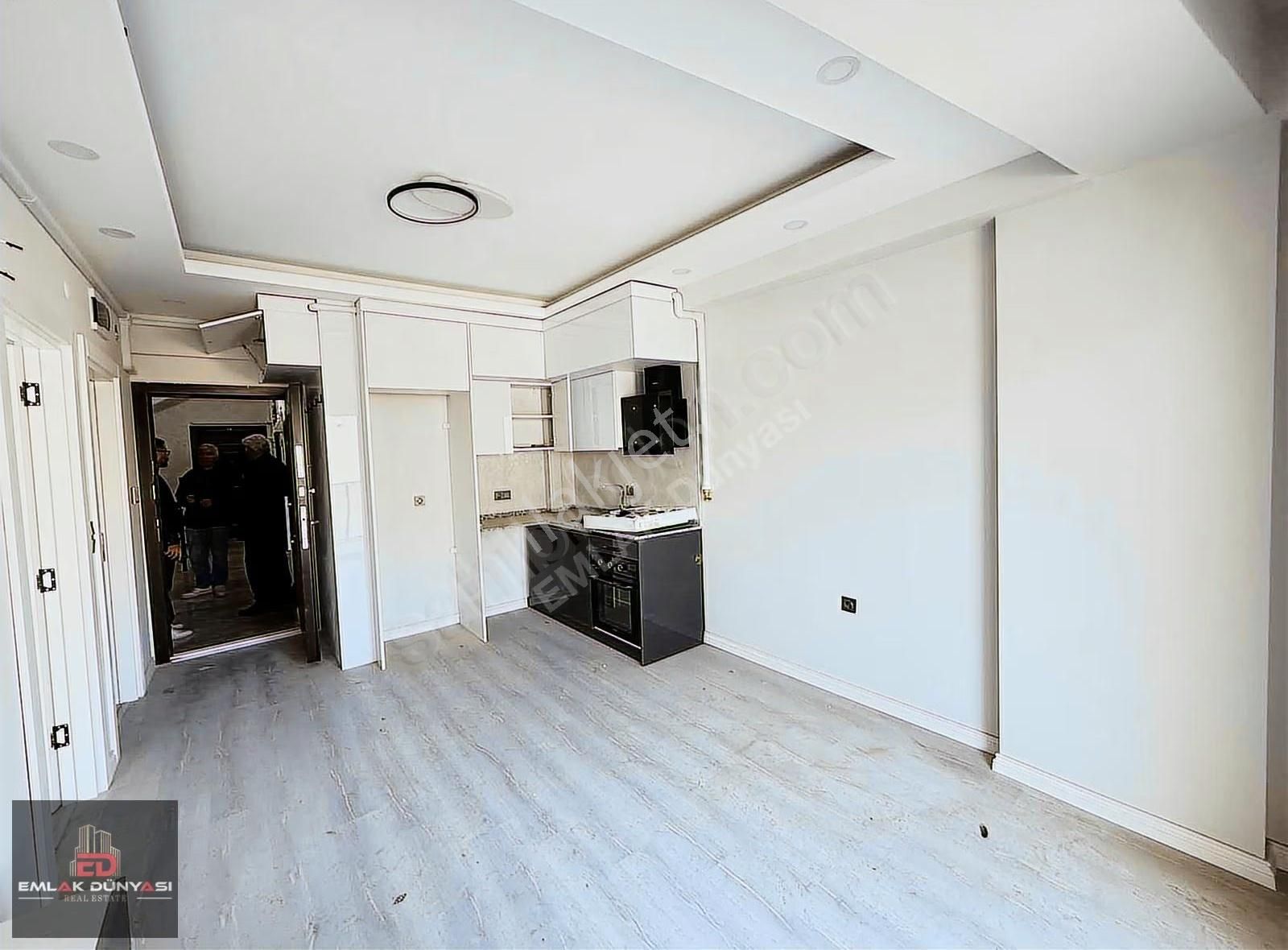 Gençlik Mahallesi Denize Yürüme - Satılık 1+1 Daire - Kapalı O. - Görsel 3