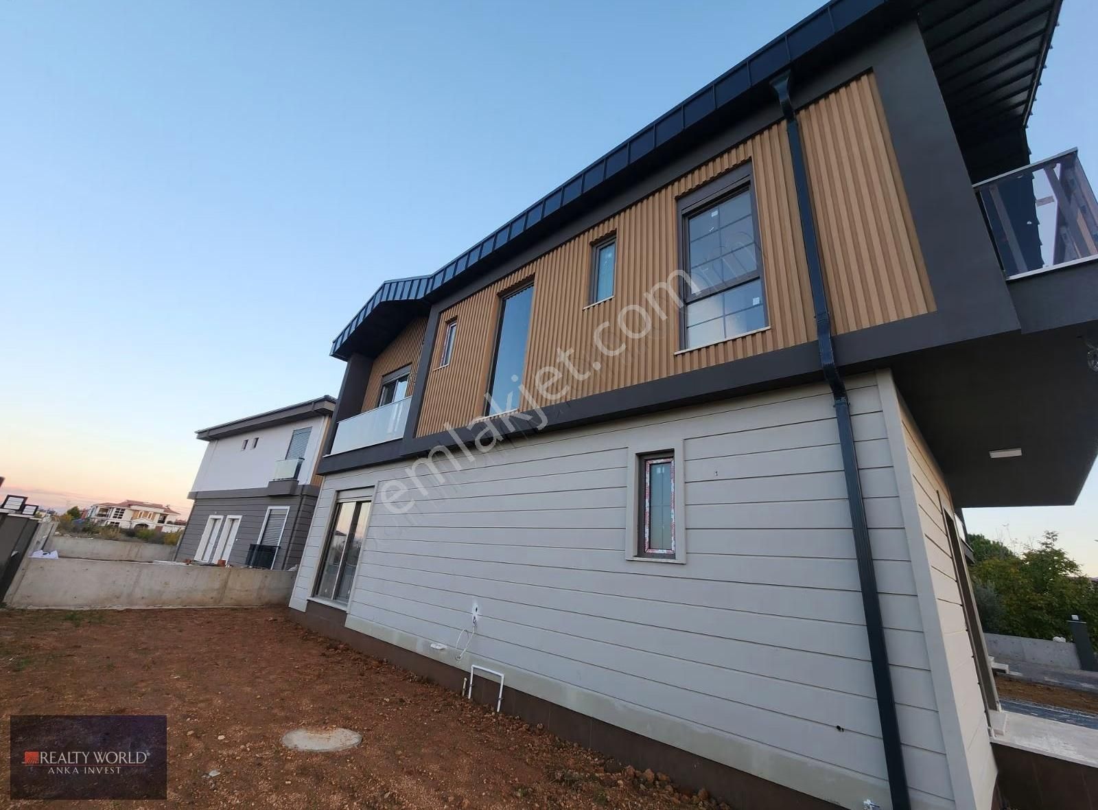 Rw Ankadan Yeniköy'de 5+1 Merkeze Yakın