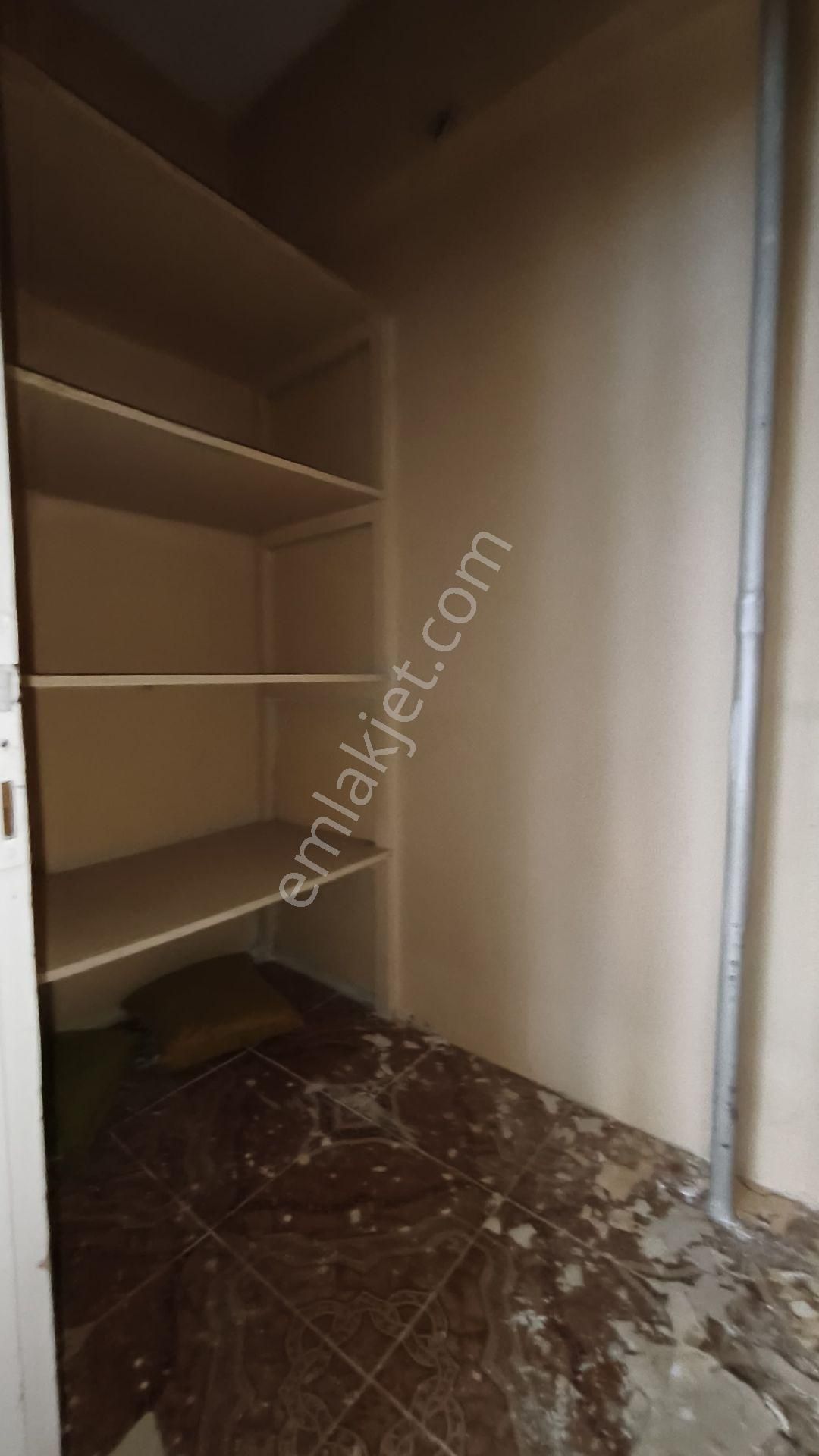 Ofis Kütüphane Sokağında - Görsel 10