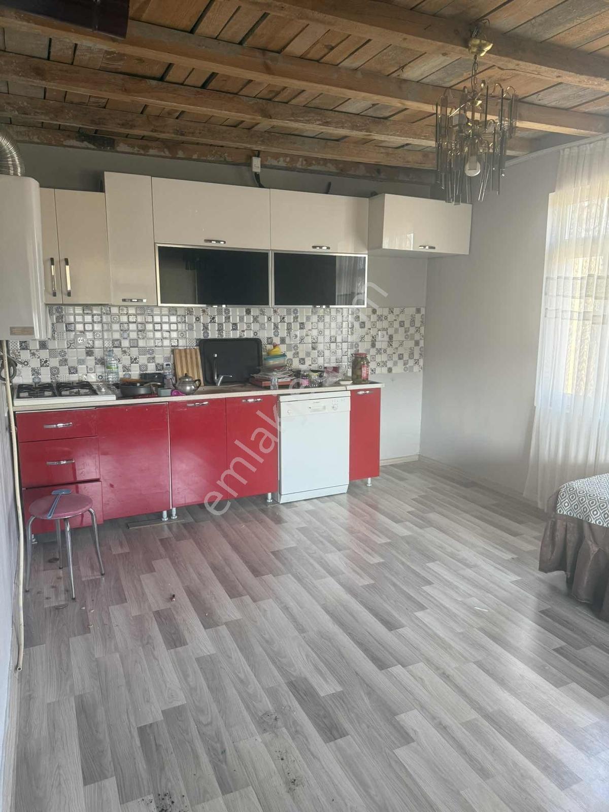 Köşe Müstakil Evli 614 M İmarlı Arsa Doğalgazlı Elektrik Su - Görsel 21