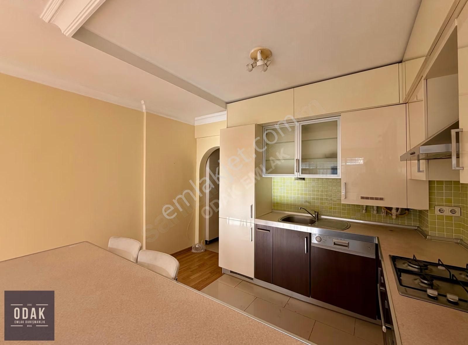 Odak'tan Güneş Sokak'ta Bakımlı Asansörlü Ara Kat - Görsel 16