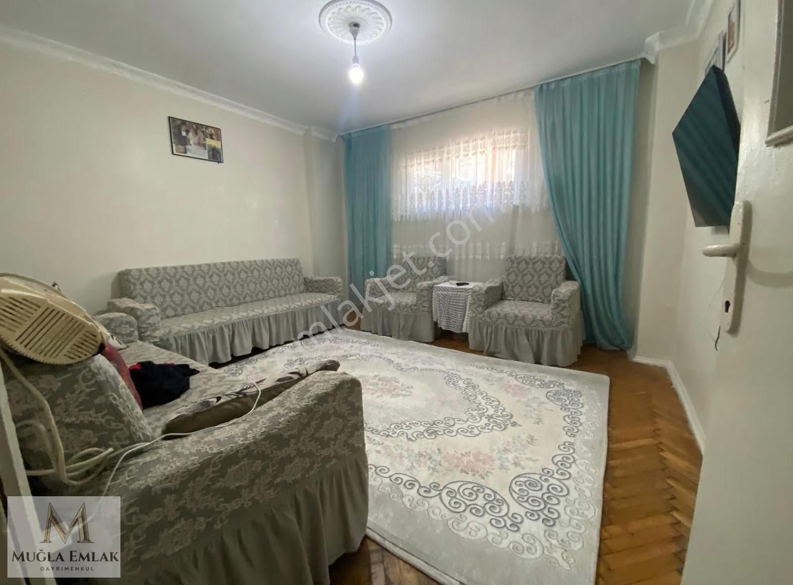Muğla Emlaktan Bağlarbaşı Yeşim Sokakta 75m 2+1 Bodrum Daire - Görsel 2