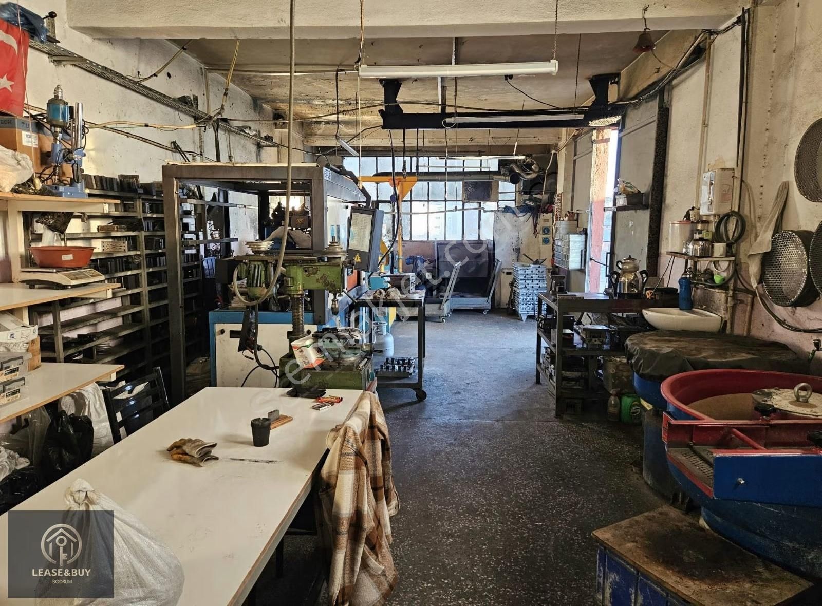 Zeytinburnu Merkezefendide Sanayi Tipi İmalathane | Net 55 M2 - Görsel 9