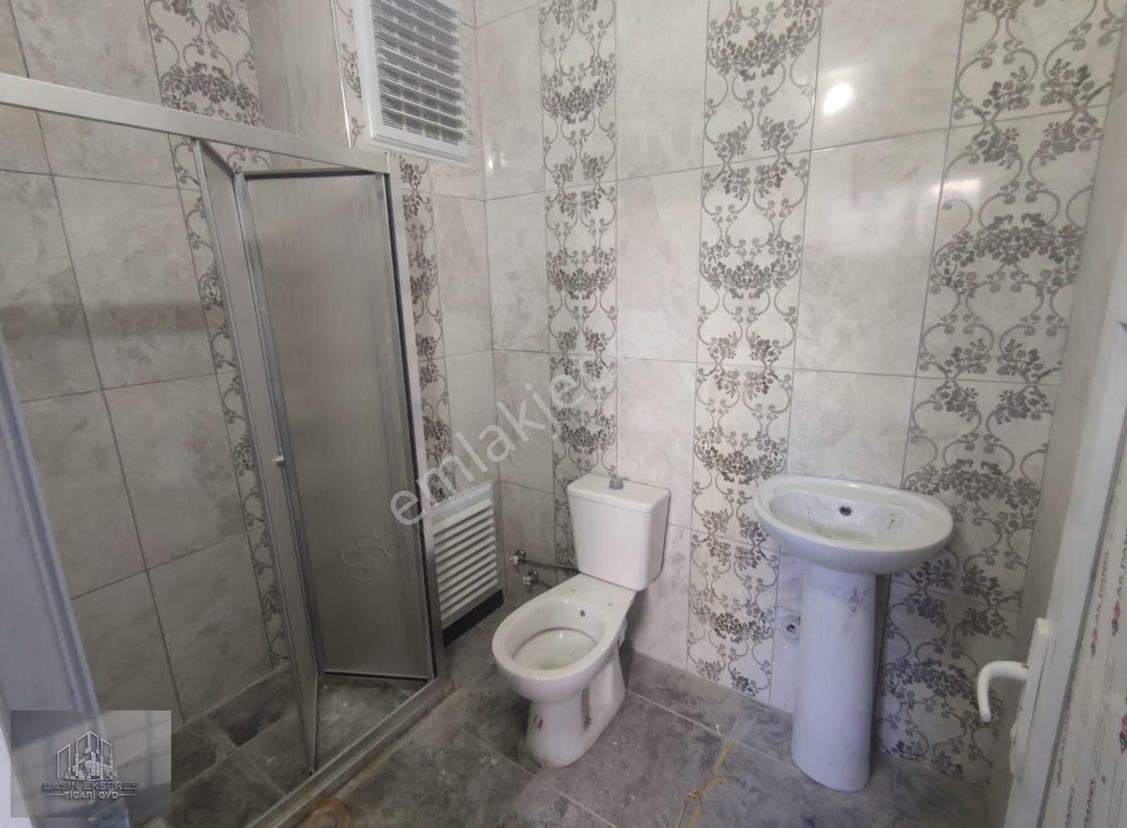 Sulyapıdan Kirazlıda Fırsat 0 90 M2 Depolu Dükkan - Görsel 23