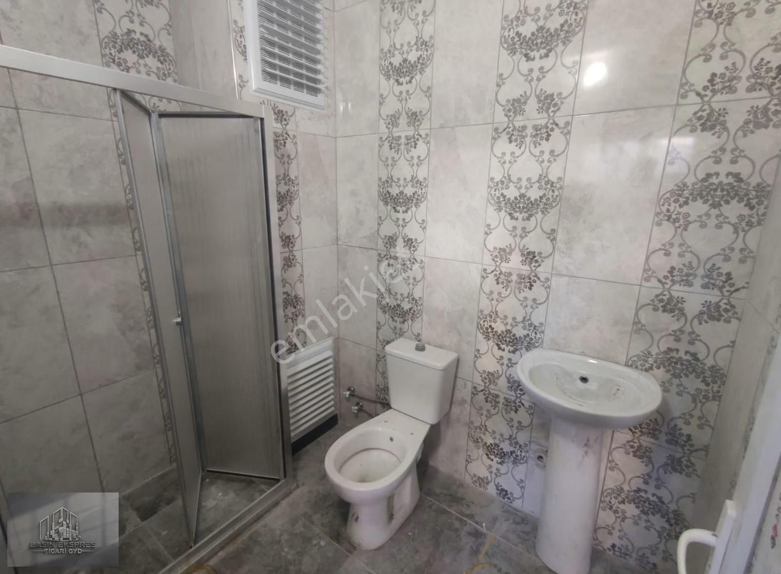 Sulyapıdan Kirazlıda Fırsat 0 90 M2 Depolu Dükkan - Görsel 15