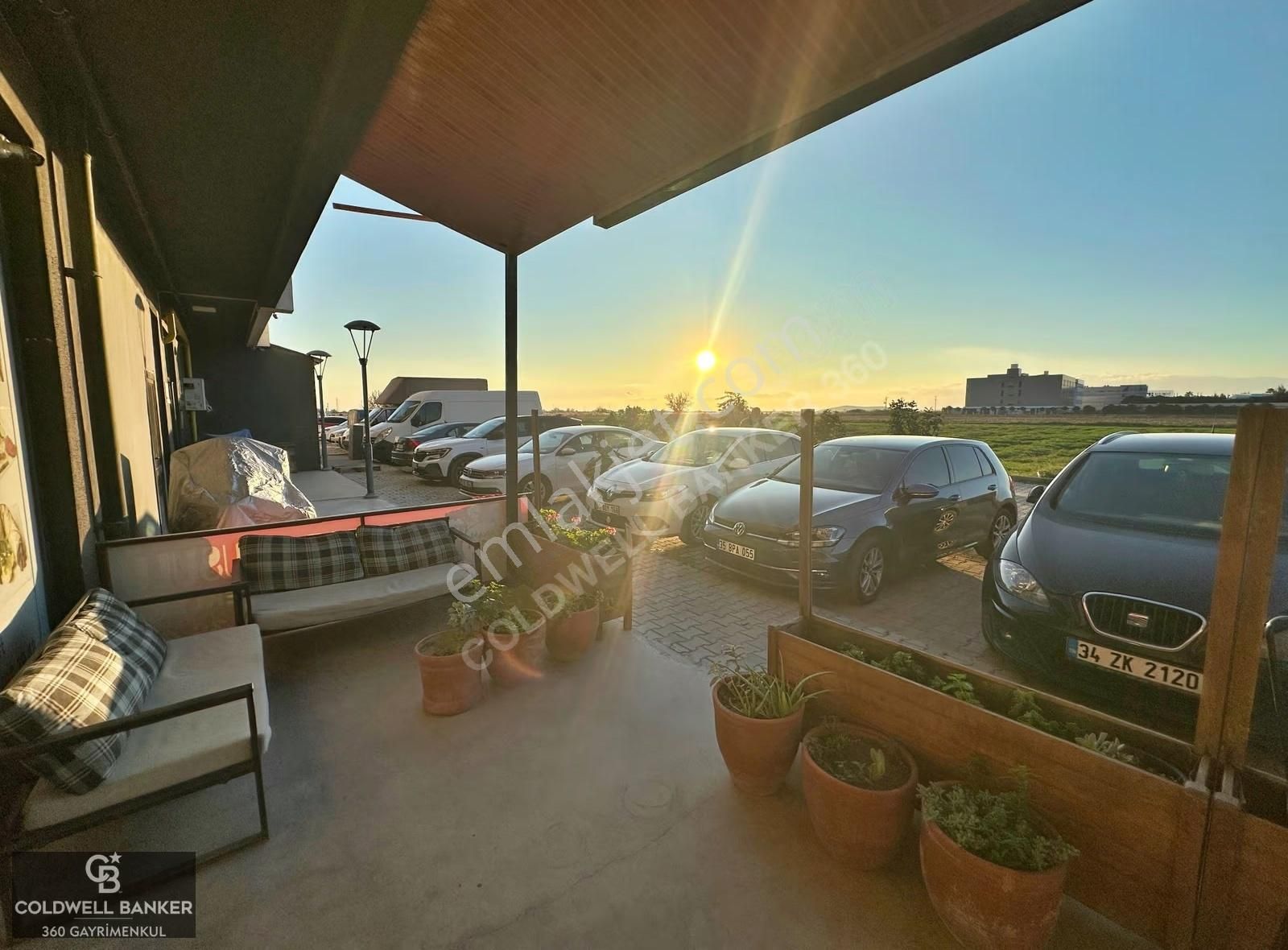 Menemen Seyrek'te Anayol Üzerinde Devir Ev Yemekleri Lokantası - Görsel 8