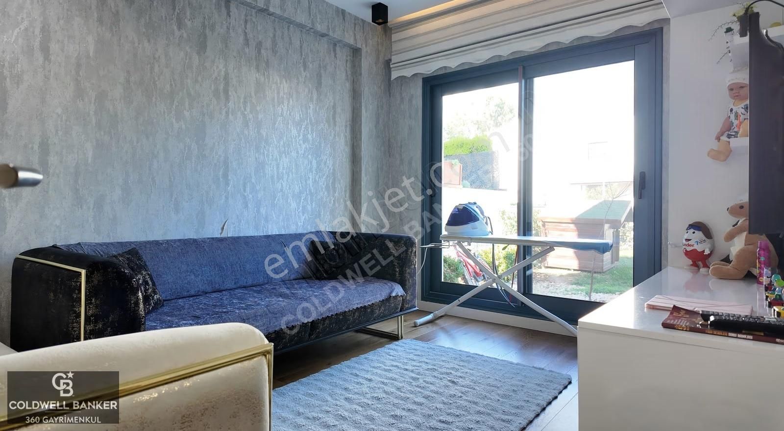 Urla İskele'nin En Elit Sitesinde Satılık Özel Tasarım Villa - Görsel 35