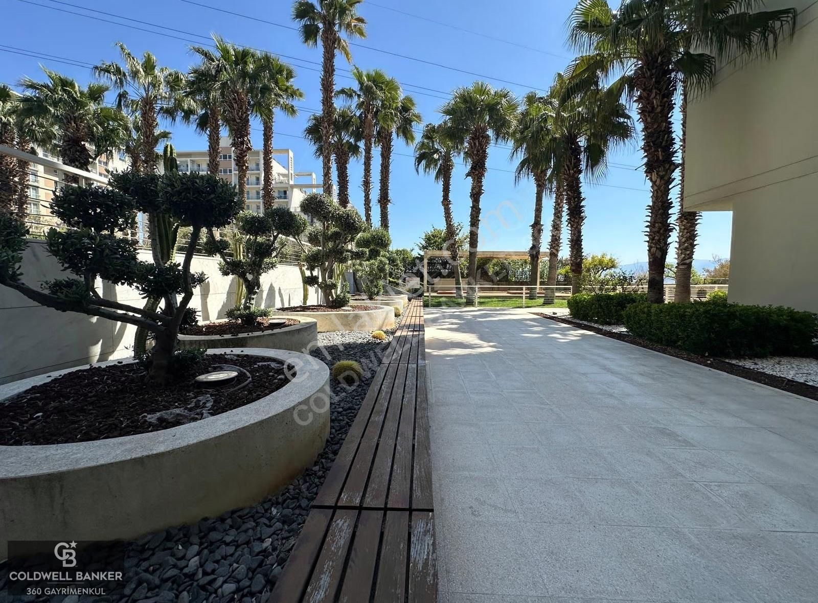 Karşıyaka Soyak Siesta Blue'da Eşyalı Kiralık 1+1 Daire - Görsel 34