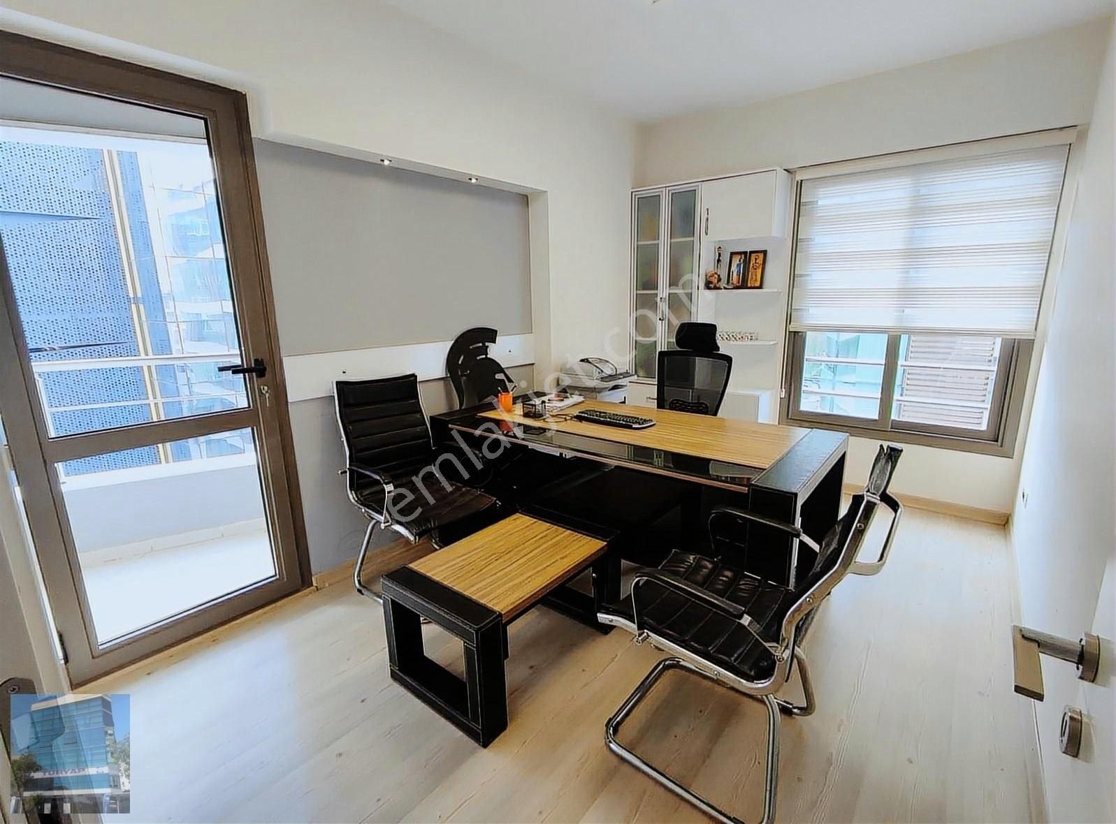 Bayraklı Adliye Yakınında Çolakoğlu Plaza'da 2+1 Kiralık Ofis - Görsel 10