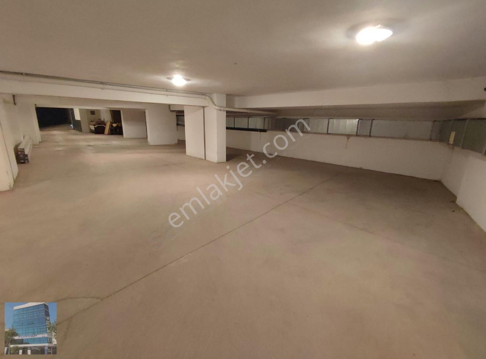 Bayraklı Adliye Yakınında Çolakoğlu Plaza'da 2+1 Kiralık Ofis - Görsel 19