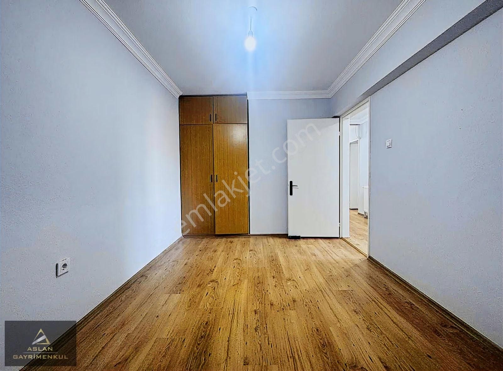 Aslan'dan Evka-4'de Ful Tadilatlı Önü Açık 3+1 Satılık Daire - Görsel 2