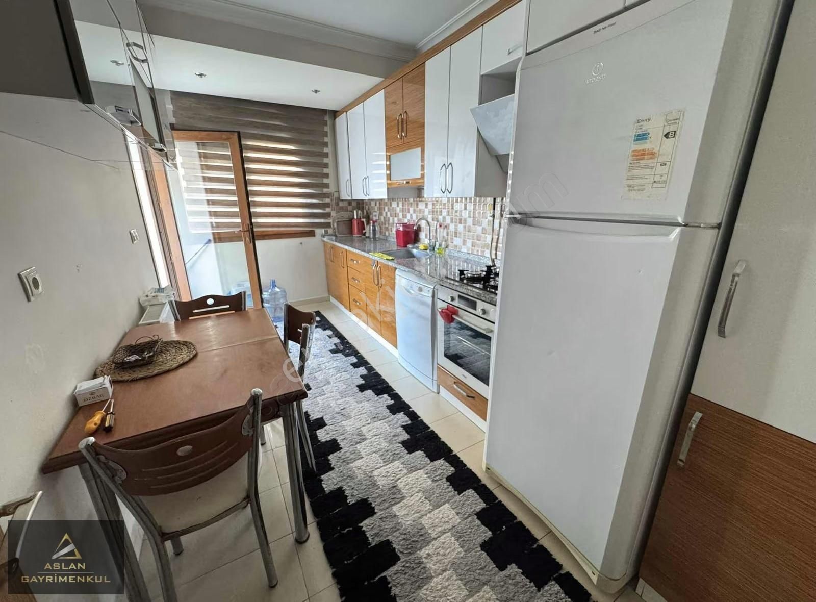 Aslan'dan Medical Yakını 2+1 Eşyalı Büyük Tip Kiralık Daire - Görsel 3
