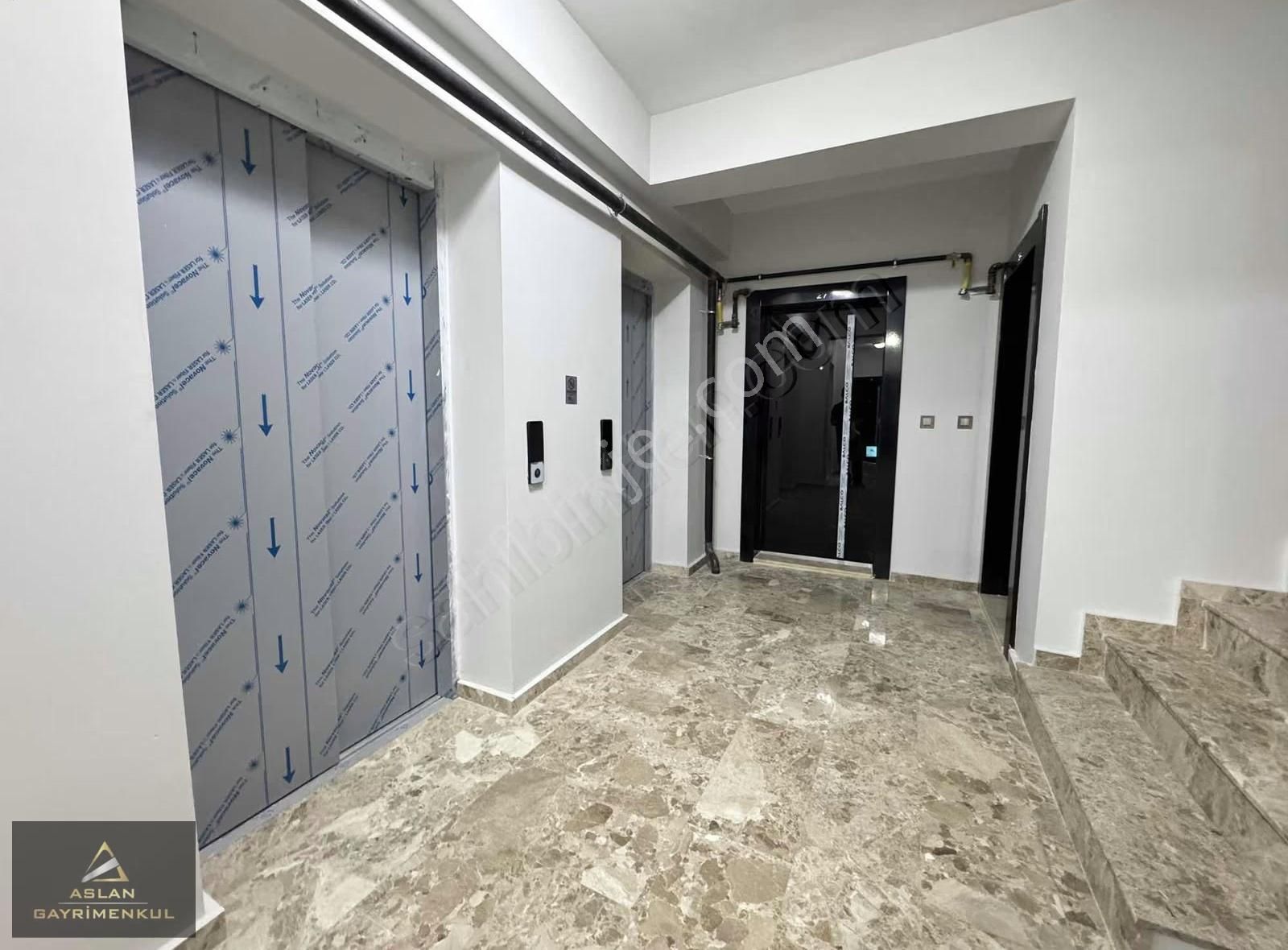 Aslan'dan Yeni Açılan Bulvar Yanı,gelişim Bölgesinde Satılık 2+1 - Görsel 9