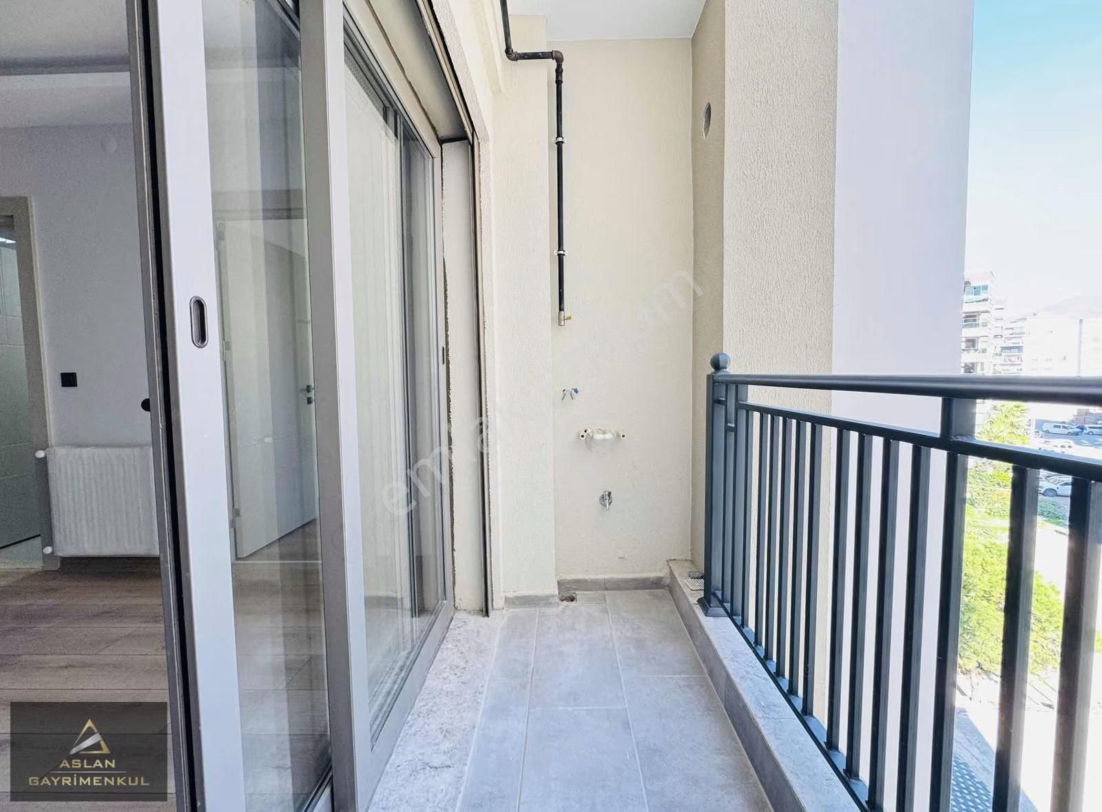 Aslan'dan Yeni Açılan Bulvar Yanı,gelişim Bölgesinde Satılık 1+1 - Görsel 9