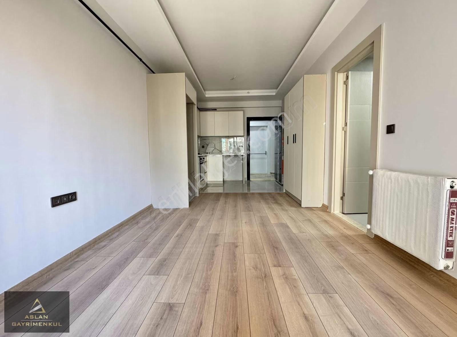 Aslan'dan Yeni Açılan Bulvar Yanı,gelişim Bölgesinde Satılık 1+1 - Görsel 15