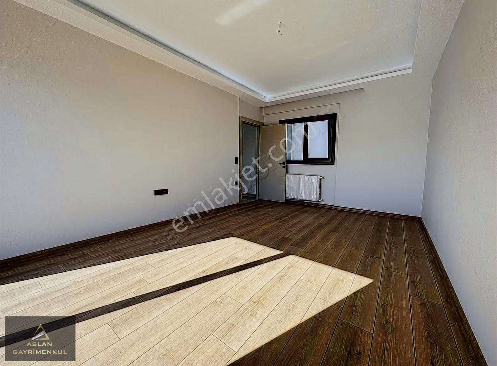 Yeni Açılan Bulvar Yanı,gelişim Bölgesinde, K.mutfak Satılık 2+1 - Görsel 21