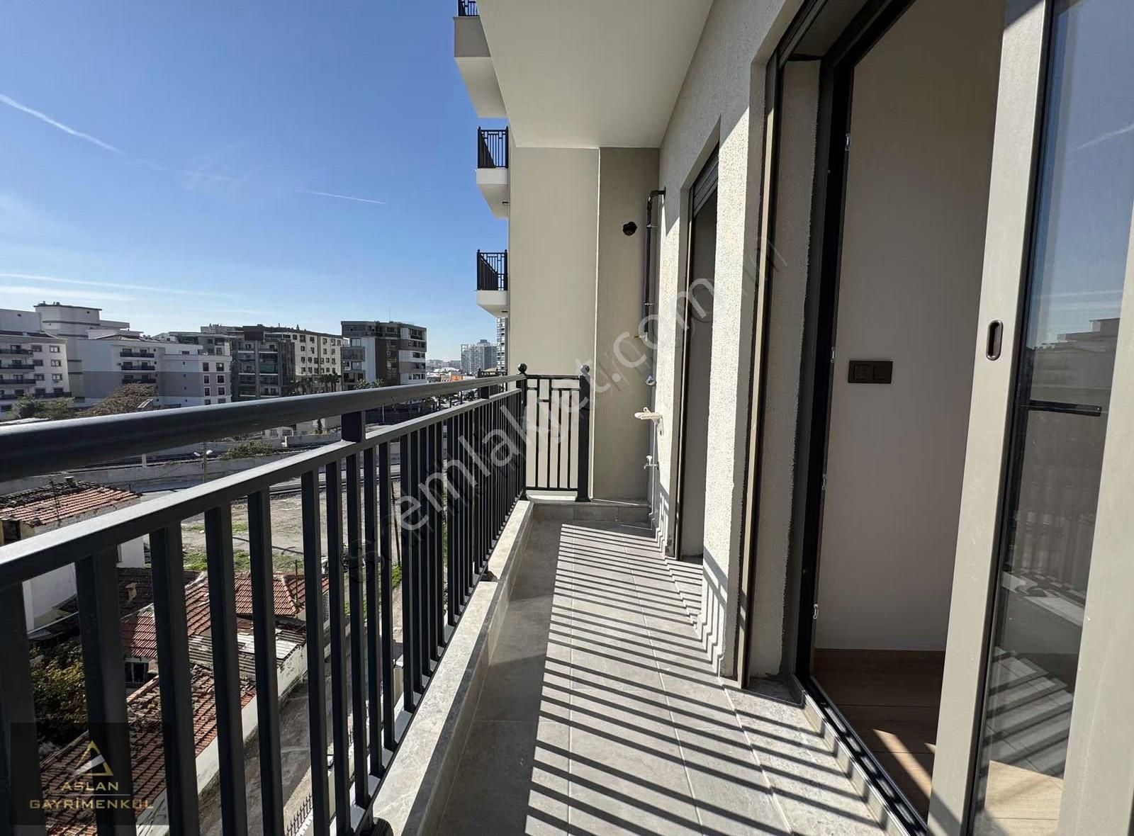 Yeni Açılan Bulvar Yanı,gelişim Bölgesinde, K.mutfak Satılık 2+1 - Görsel 26