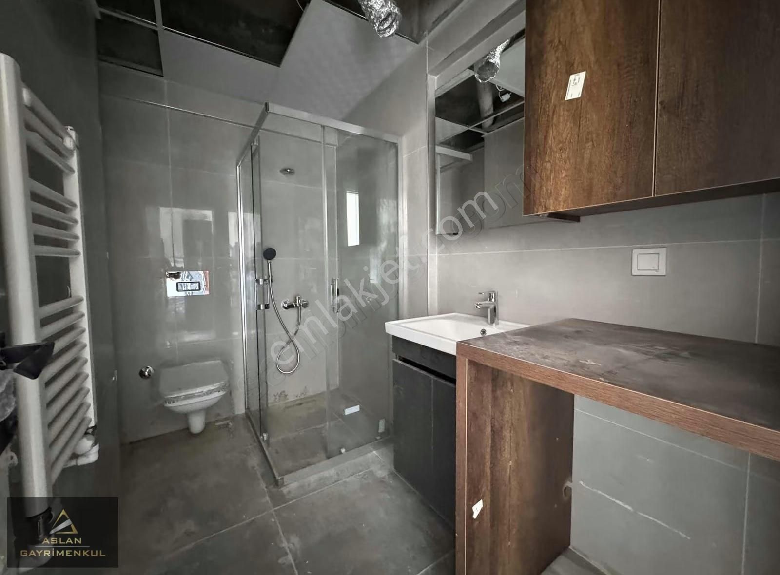 Aslan'dan Yalı Mahallesinde Deniz Manzaralı Sıfır Satılık 1+1 - Görsel 13