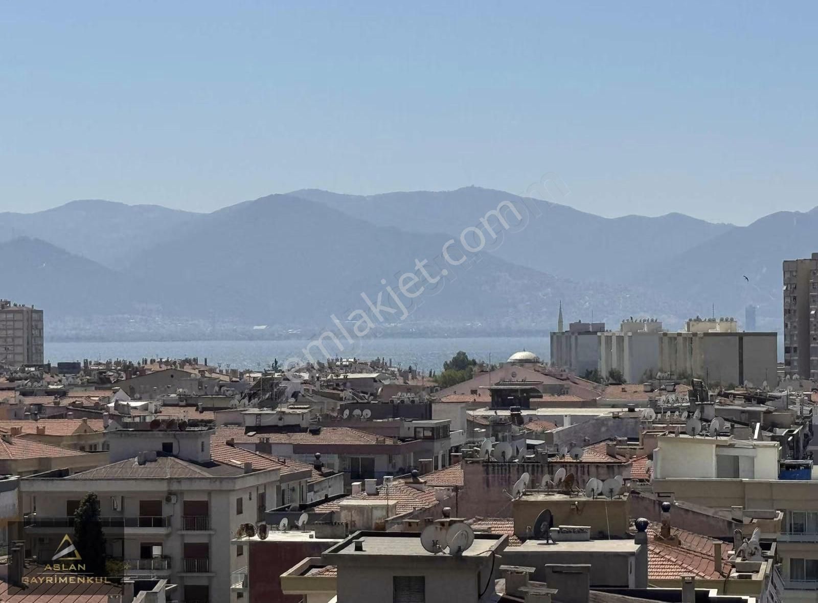 Aslan'dan Yalı Mahallesinde Deniz Manzaralı Sıfır Satılık 1+1
