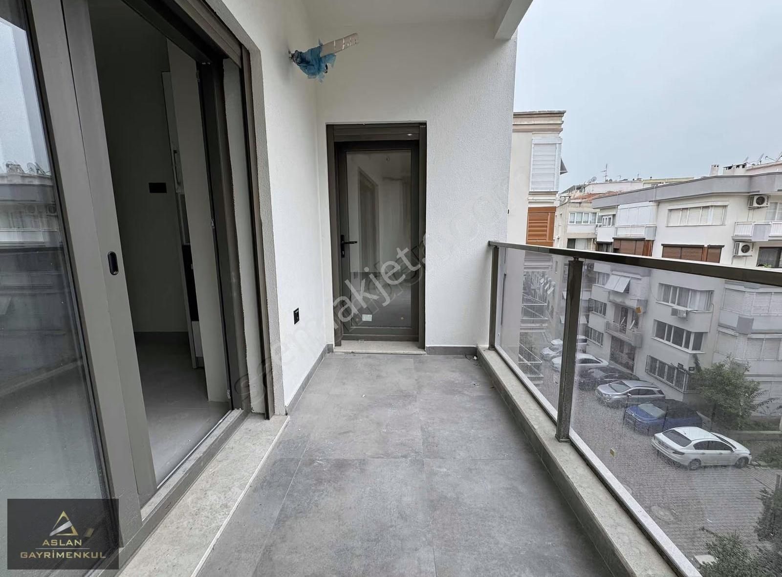 Aslan'dan Yalı'da Tramvay Yakını Satılık 3+1 Lüx Daire - Görsel 20
