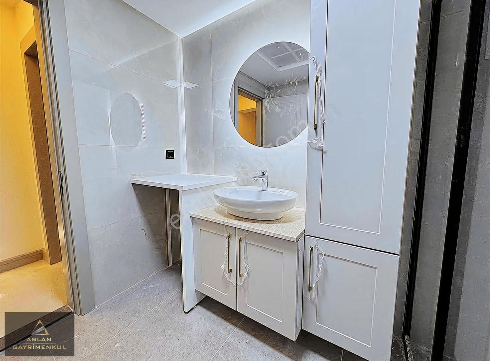 Aslan'dan Yalı'da Tramvay Yakını Satılık 3+1 Lüx Daire - Görsel 22