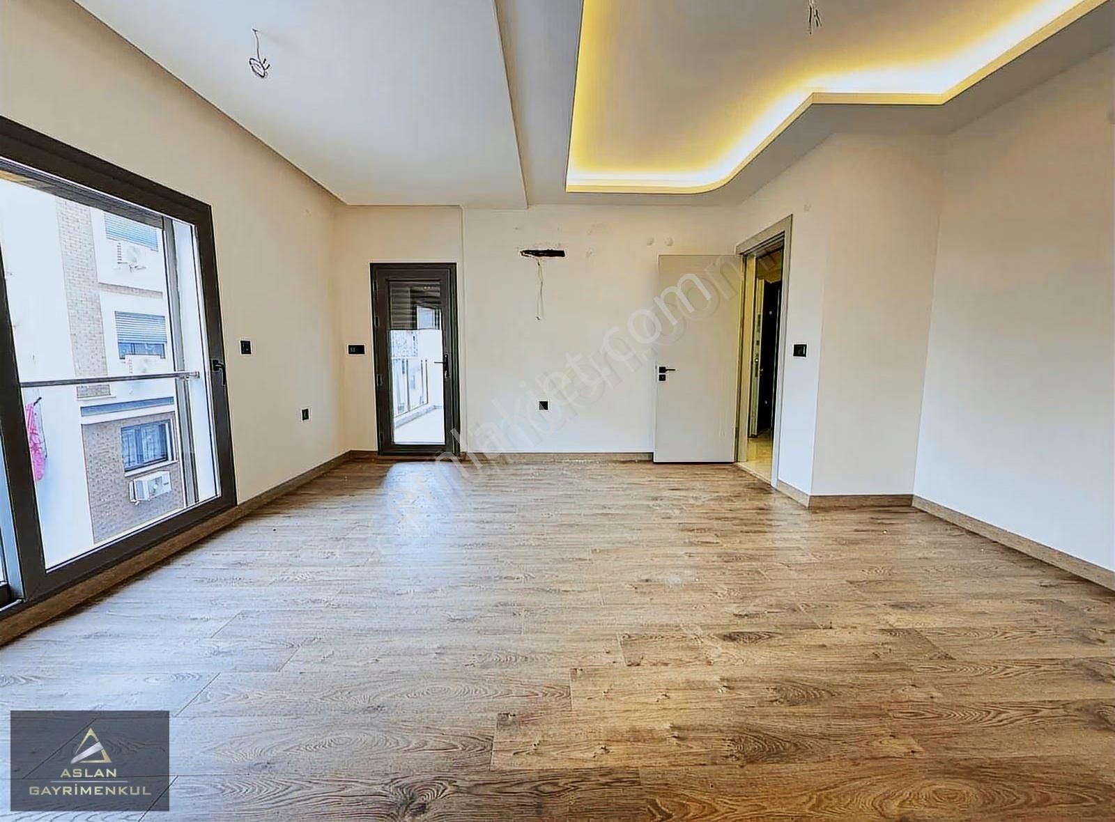 Aslan'dan Yalı'da Tramvay Yakını Satılık 3+1 Lüx Daire - Görsel 26