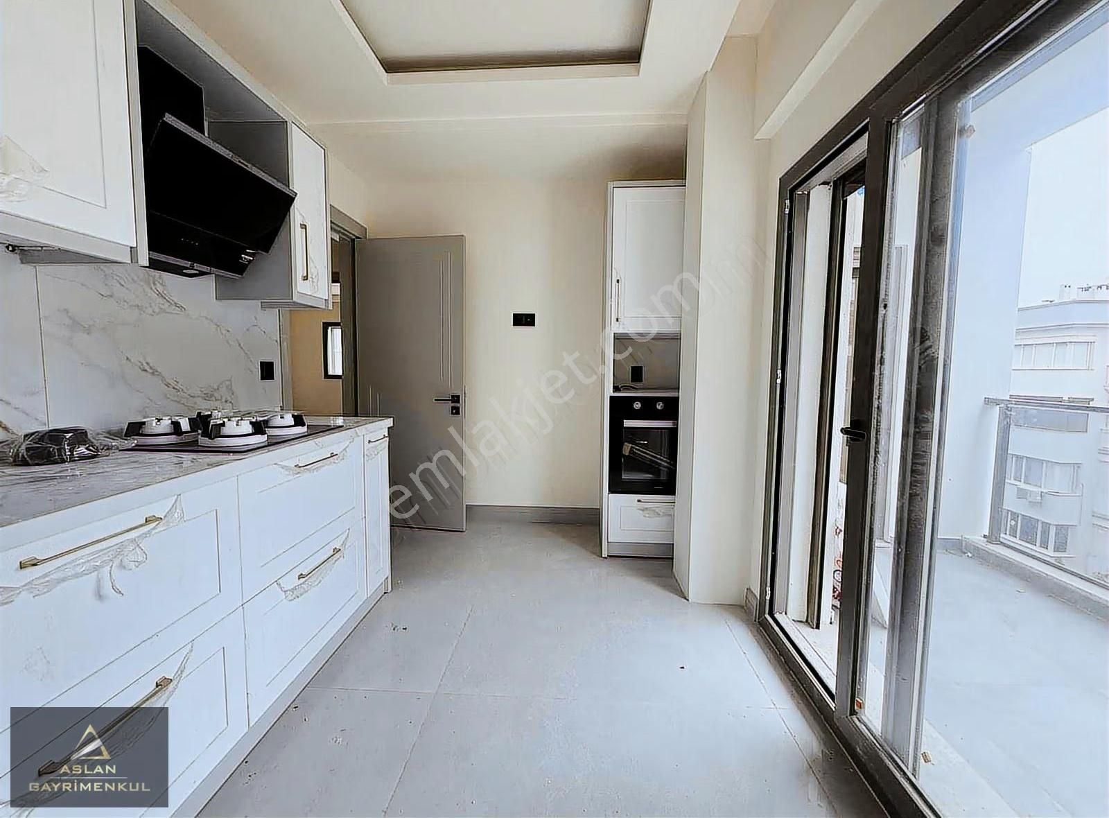 Aslan'dan Yalı'da Tramvay Yakını Satılık 3+1 Lüx Daire - Görsel 19