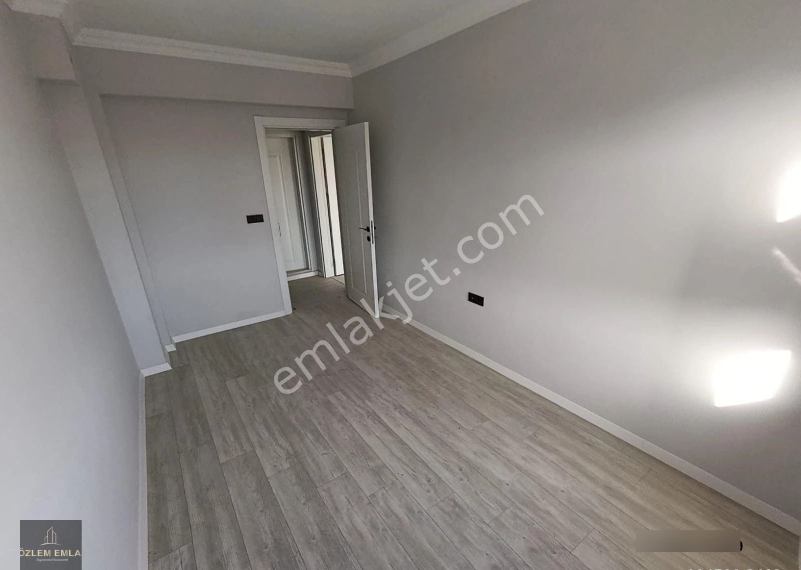 Bandırma Yenimahallede 1+1 Yerden Isıtma Kiralık Arakat Daire - Görsel 12