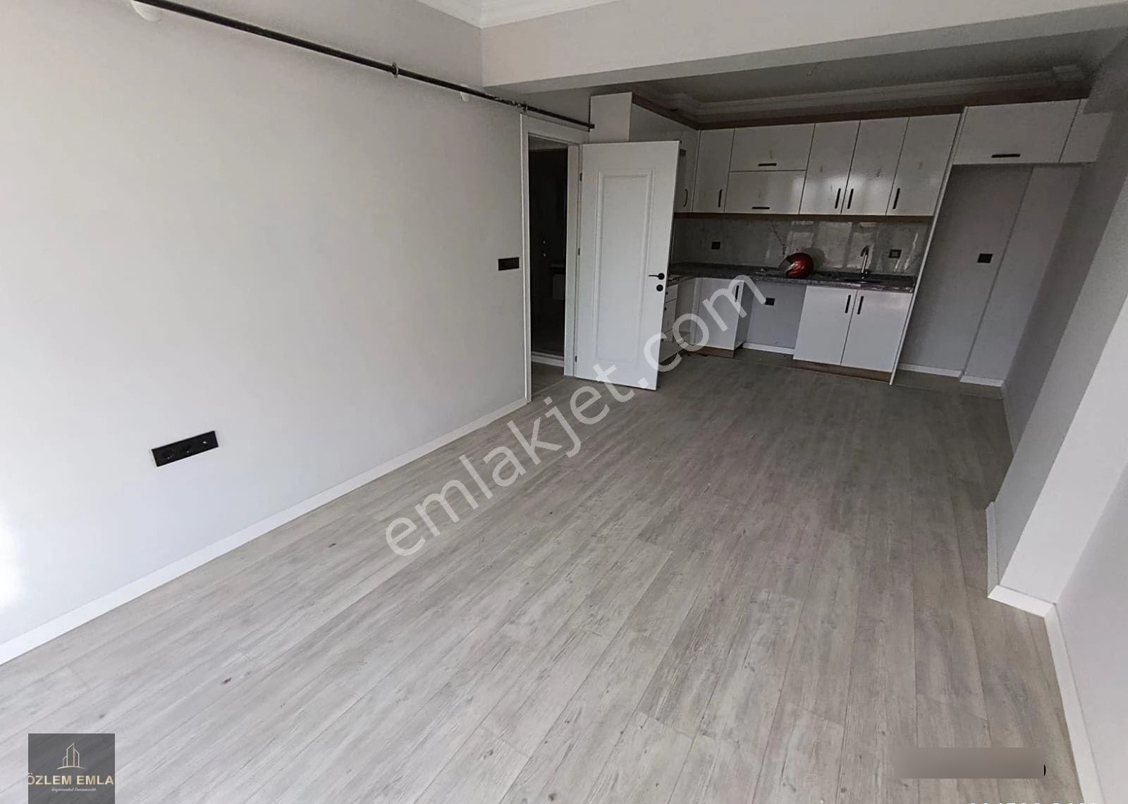 Bandırma Yenimahallede 1+1 Yerden Isıtma Kiralık Arakat Daire